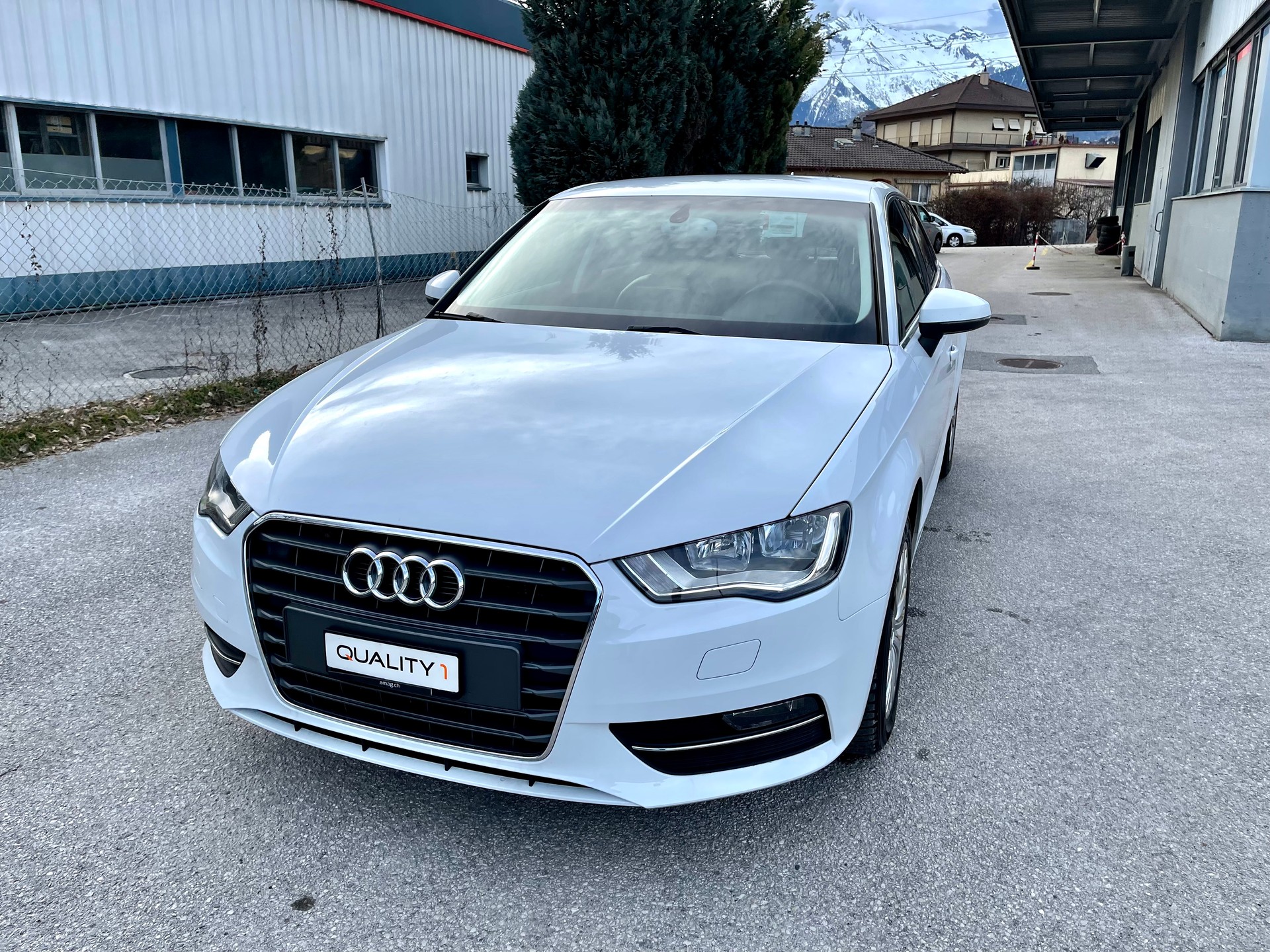 AUDI A3 Sportback 1.8 TFSI Attraction S-tronic-image-22