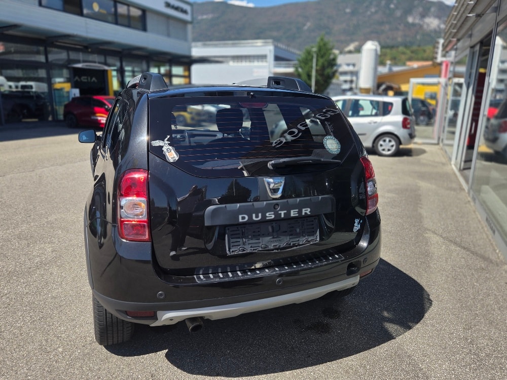 DACIA Duster 1.2 T Urban Explorer 4x4-image-3