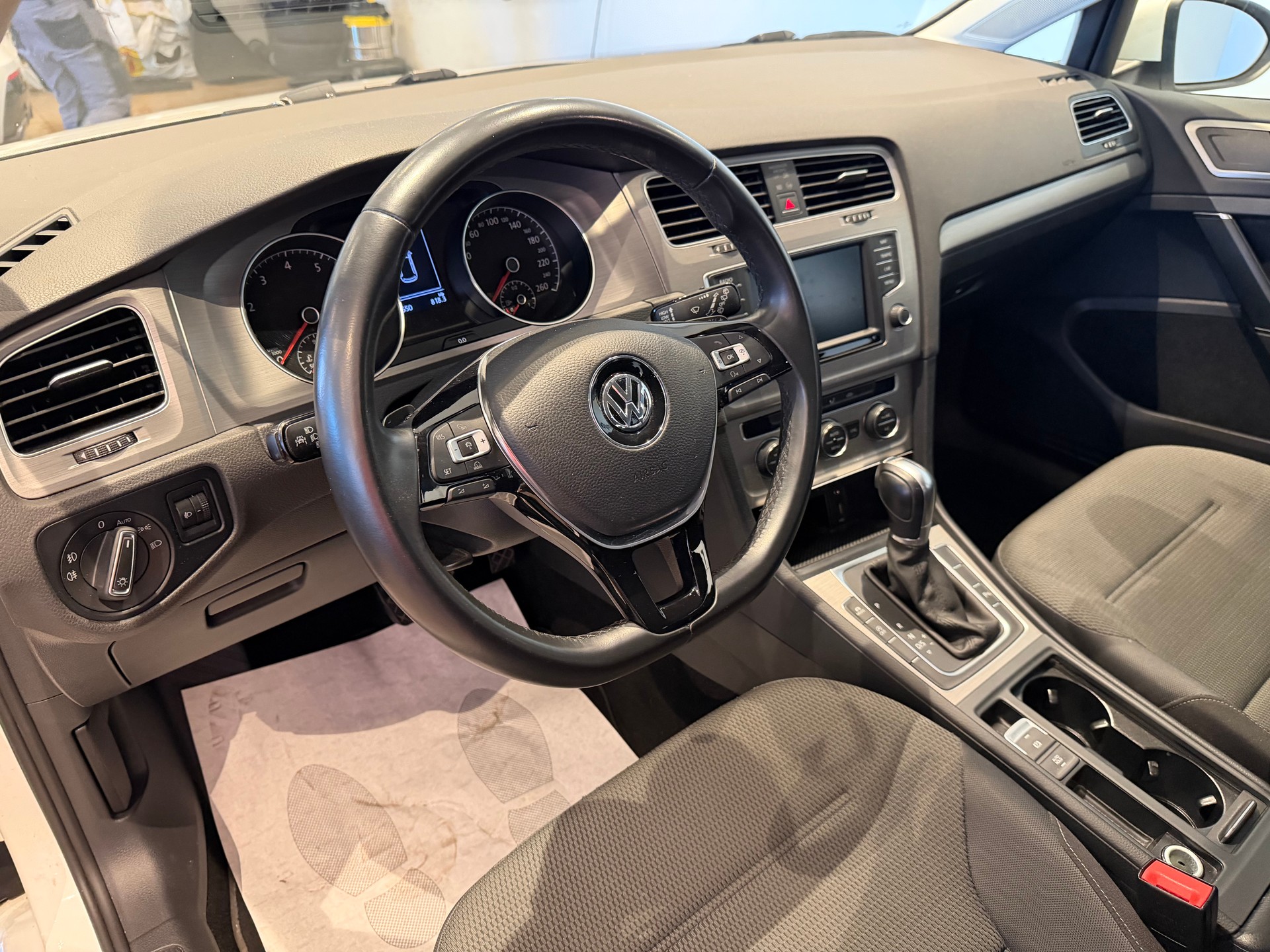 VW Golf VII 1.4 TSI 125 Comfortline DSG-image-9