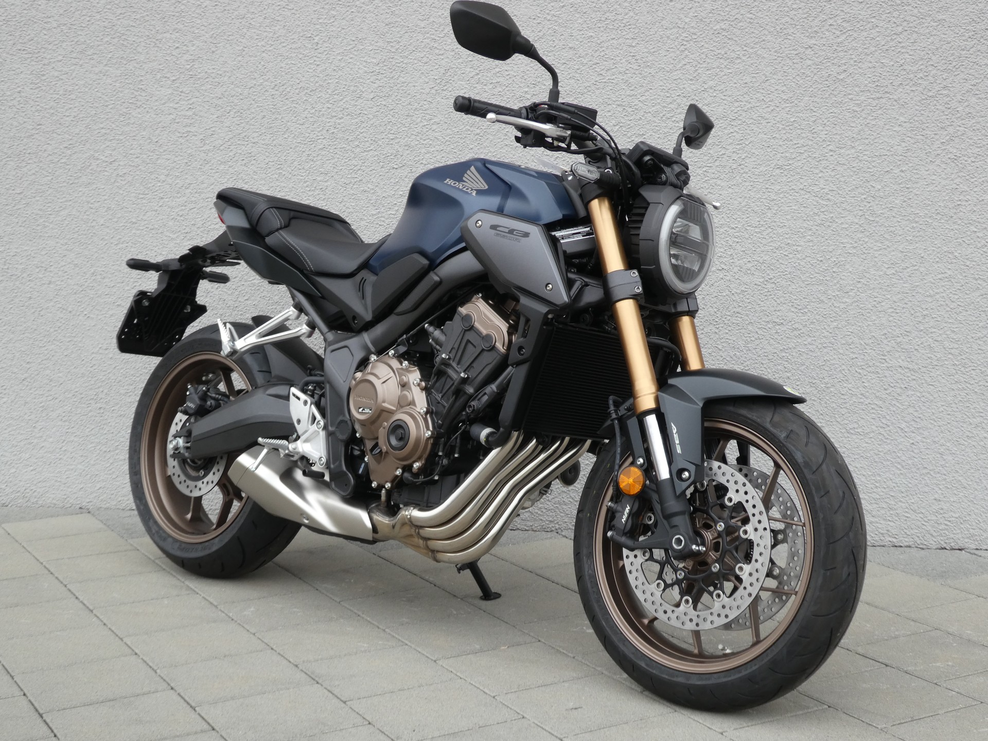 HONDA CB 650 R E-Clutch