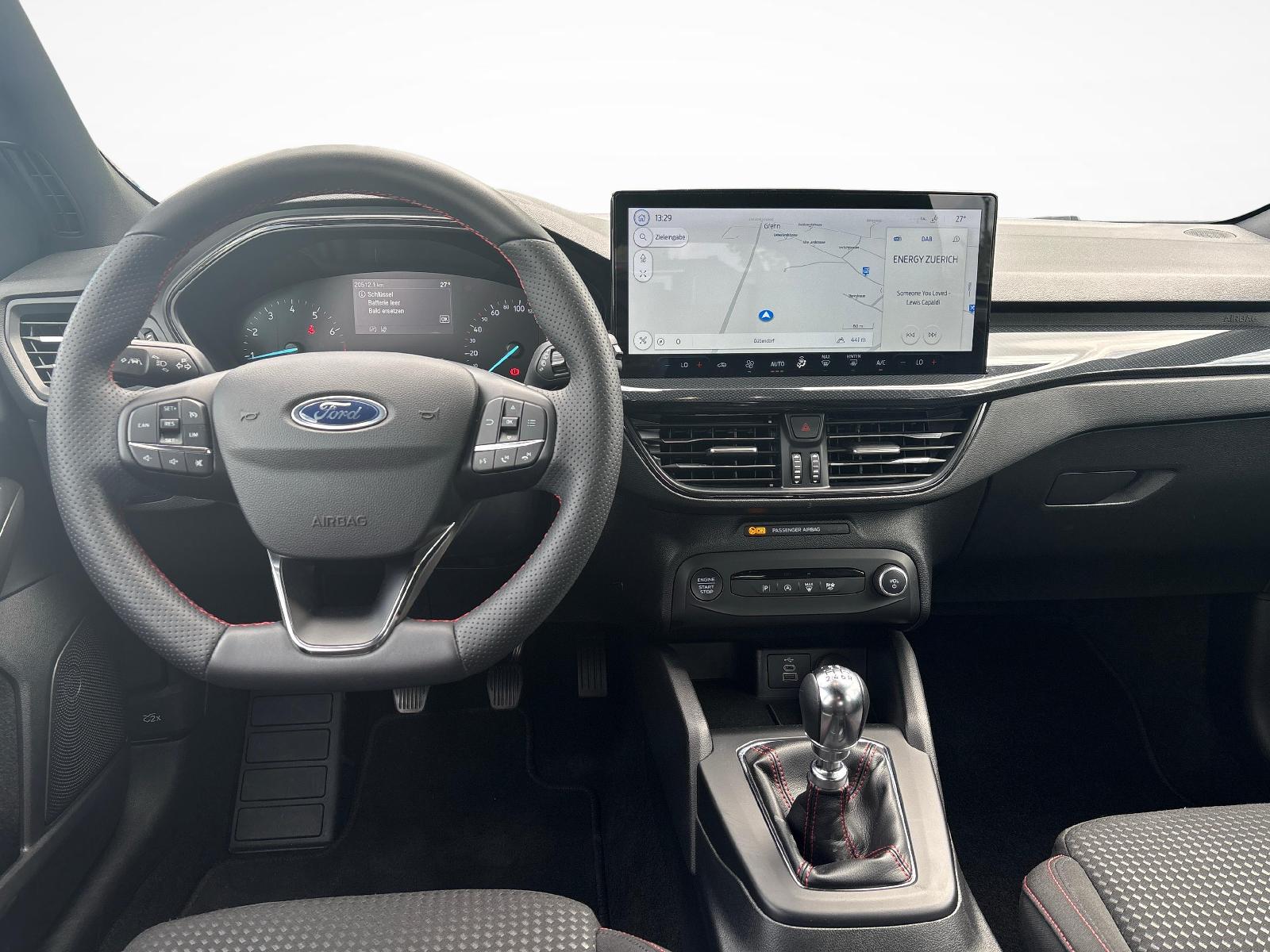 FORD Focus 1.0i EcoB Hybrid 155 ST-Line-image-9