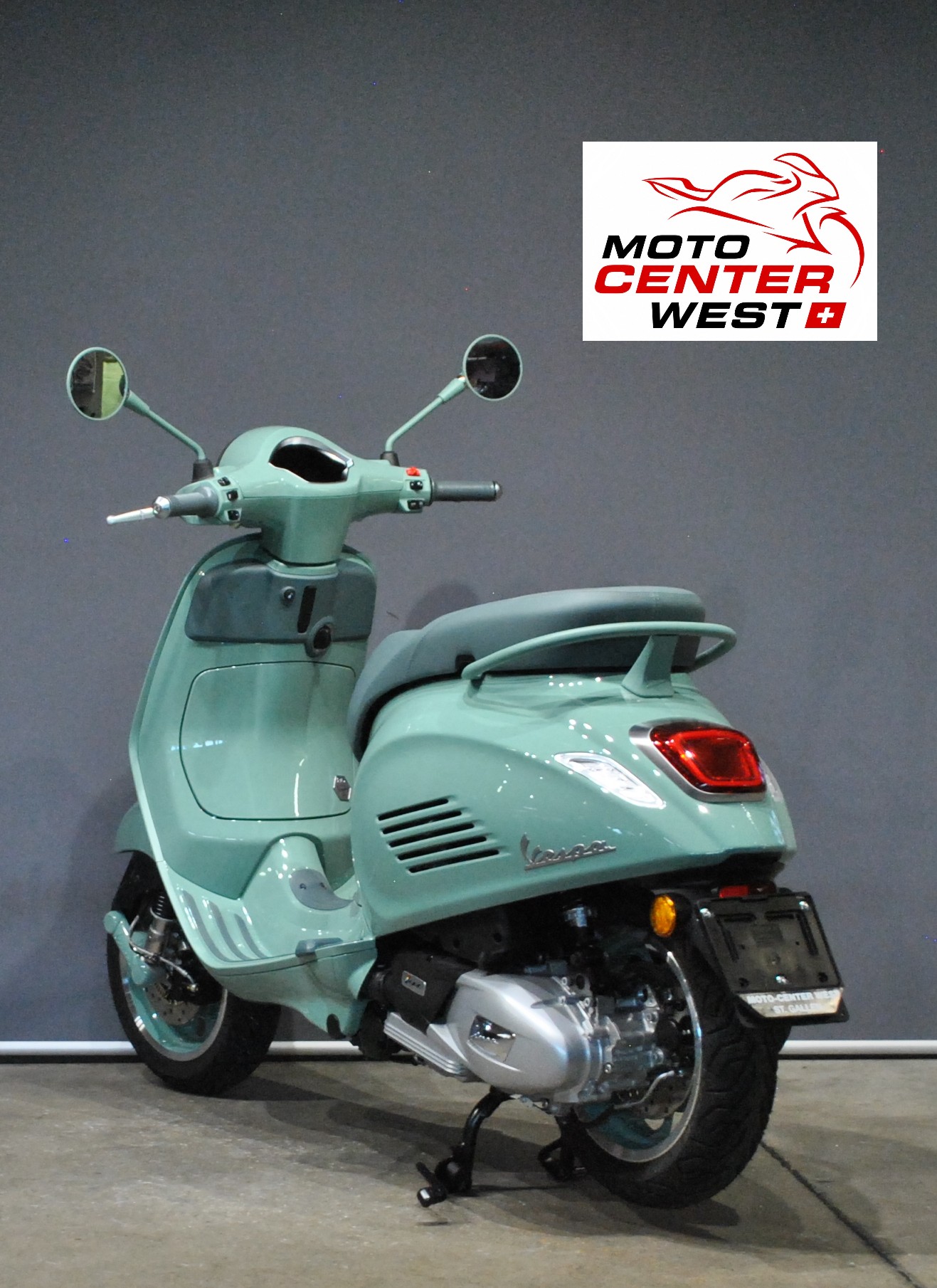 PIAGGIO Vespa Primavera-showroom-element-2
