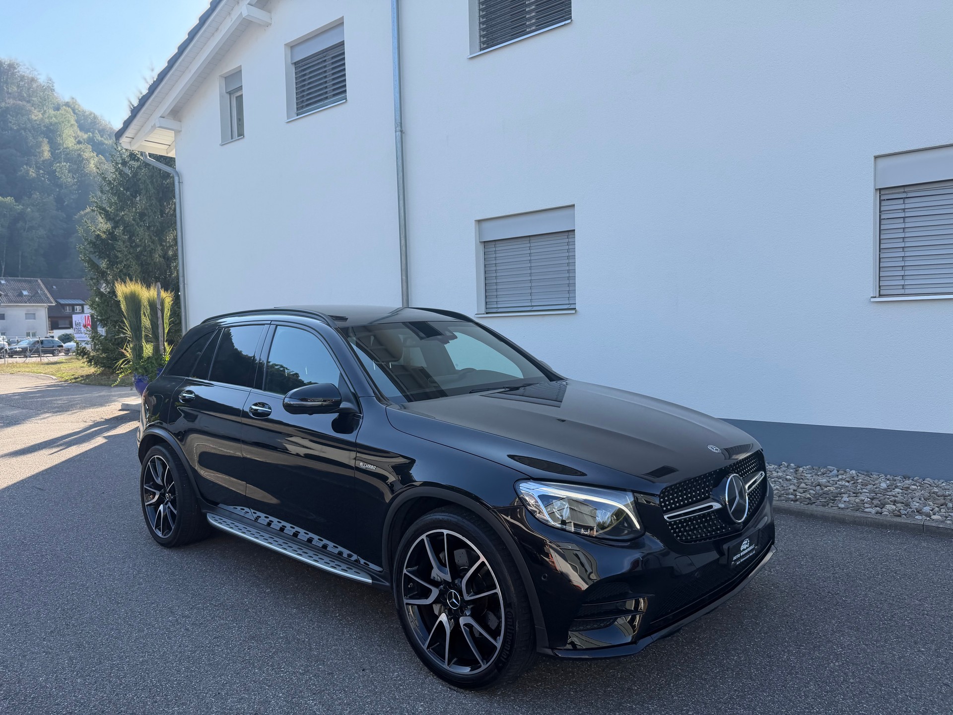 MERCEDES-BENZ GLC 43 AMG 4Matic 9G-Tronic-image-2