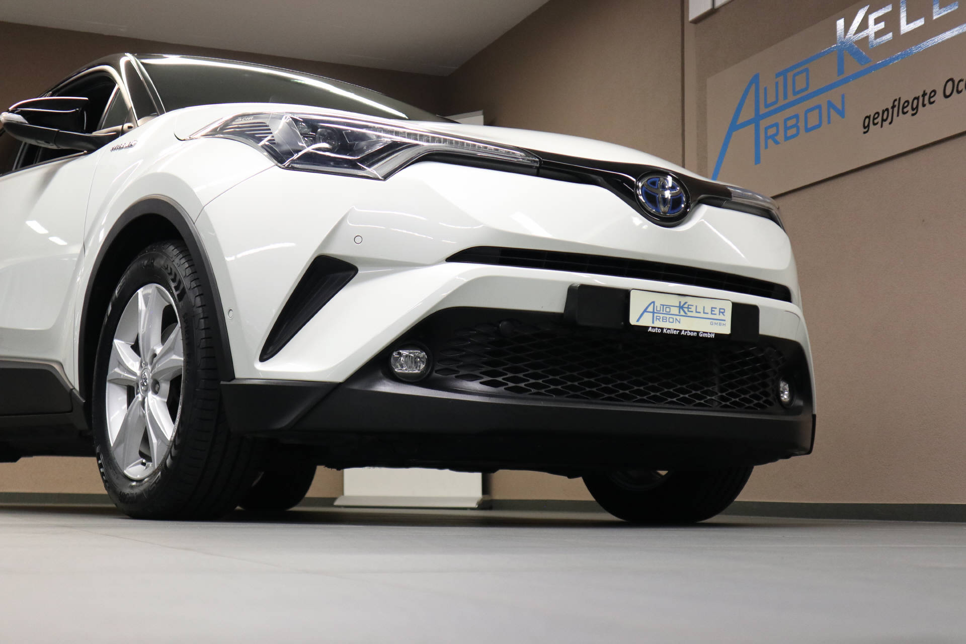 TOYOTA C-HR 1.8 VVTi HSD Style-image-4