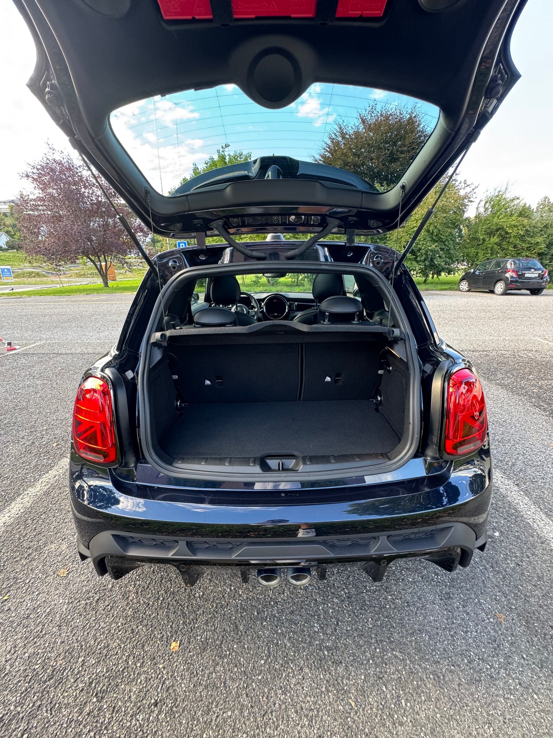 MINI John Cooper works-image-4