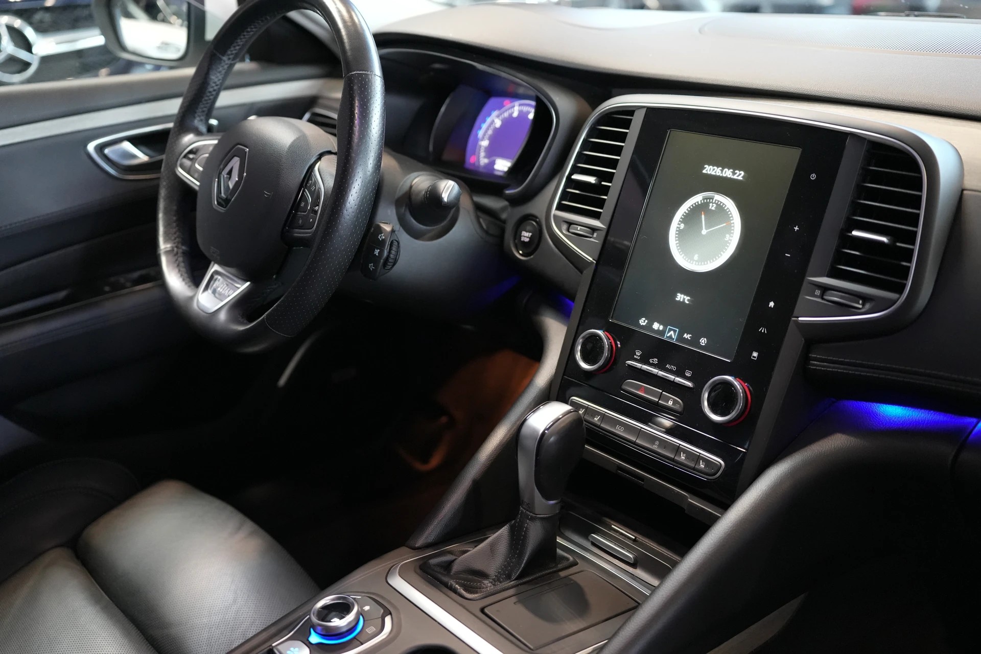 RENAULT Talisman 1.8 TCe Initiale EDC-image-7