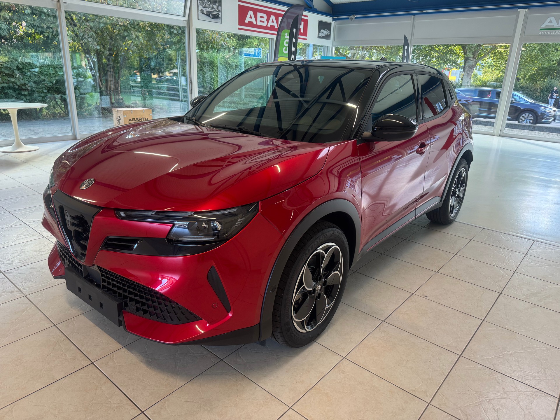 ALFA ROMEO Junior 1.2 48V Hybrid Q4-image-1