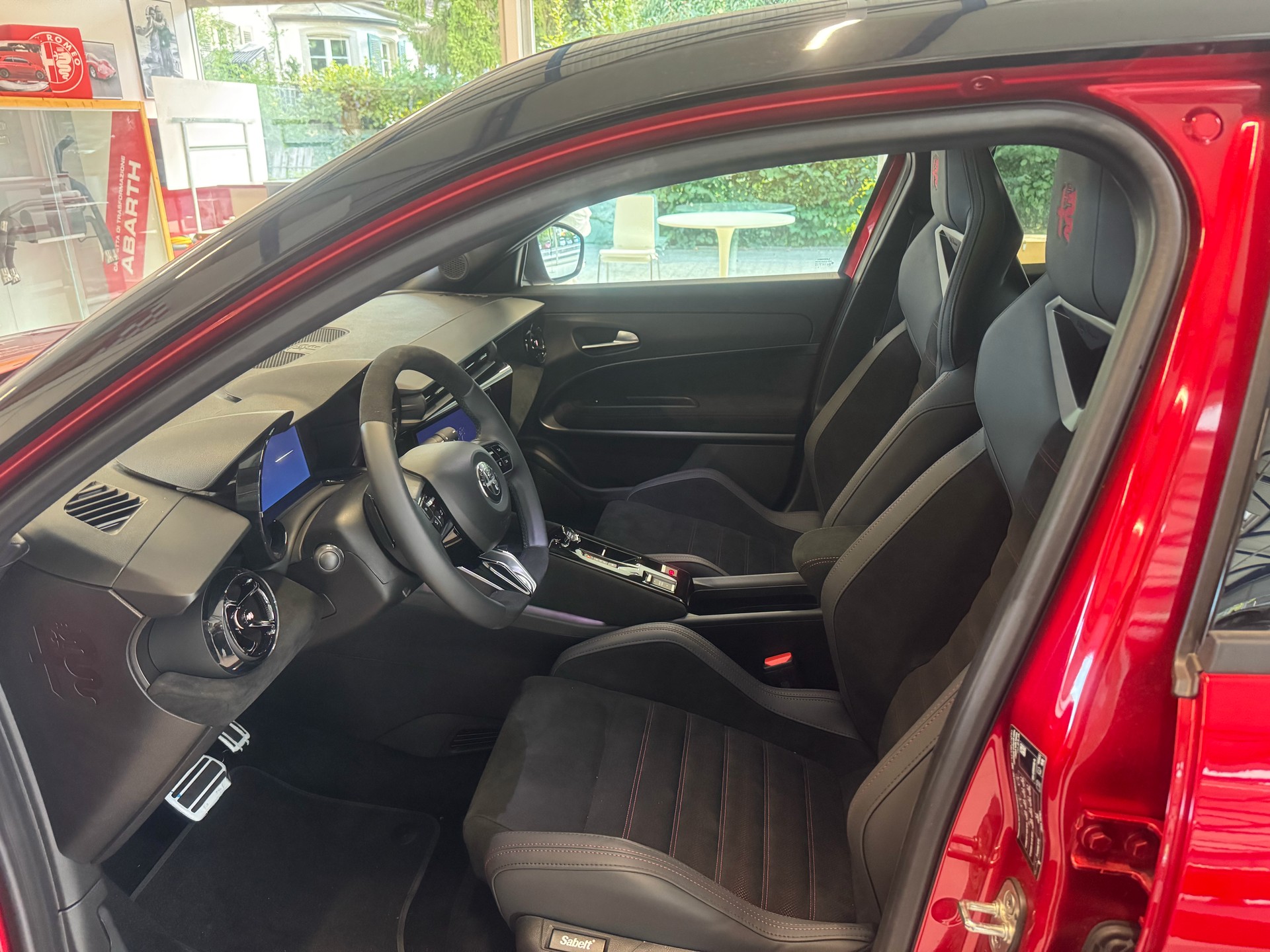 ALFA ROMEO Junior 1.2 48V Hybrid Q4-image-6