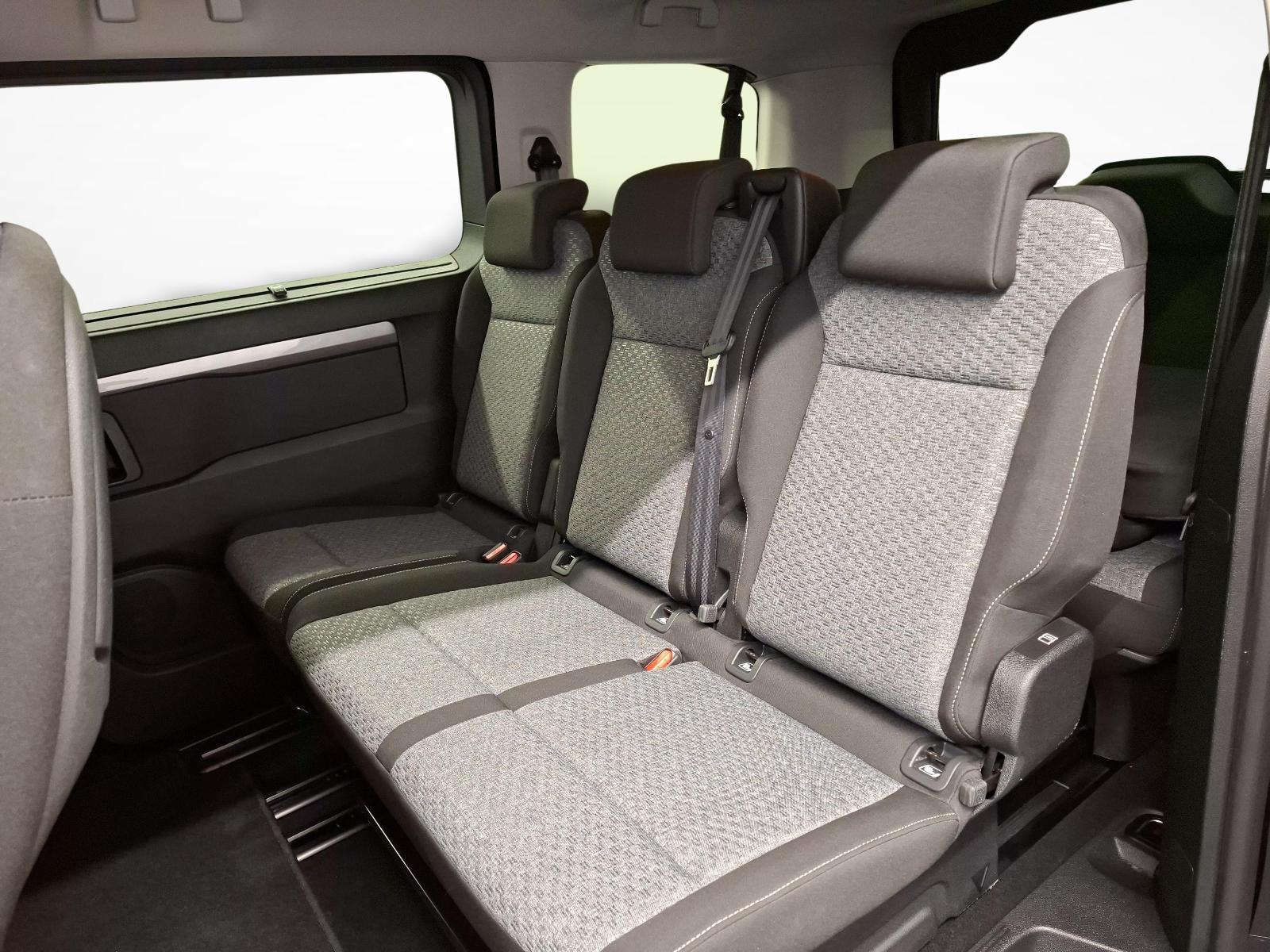 TOYOTA PROACE Verso L1 2.0 D Trend // Mit AHK 3500Kg-image-10