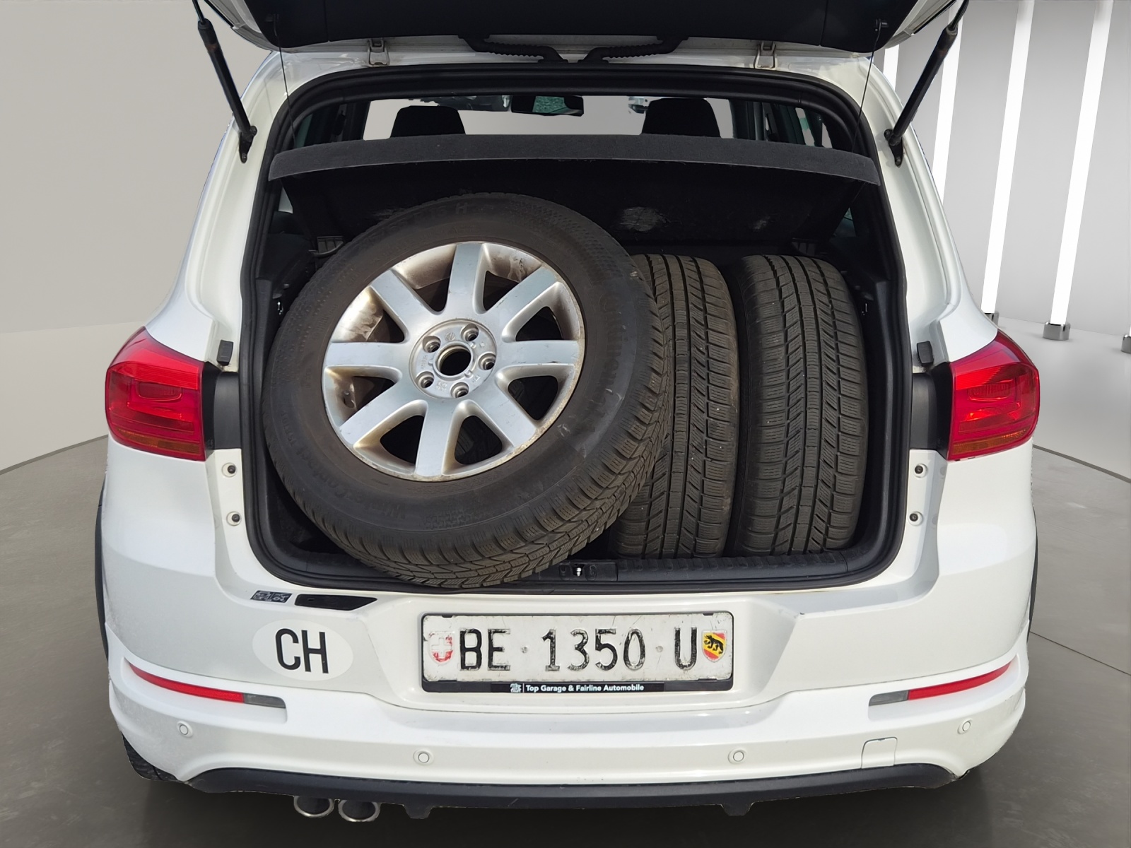 VW Tiguan 2.0 TDI BMT R-Line Design 4Motion-image-15