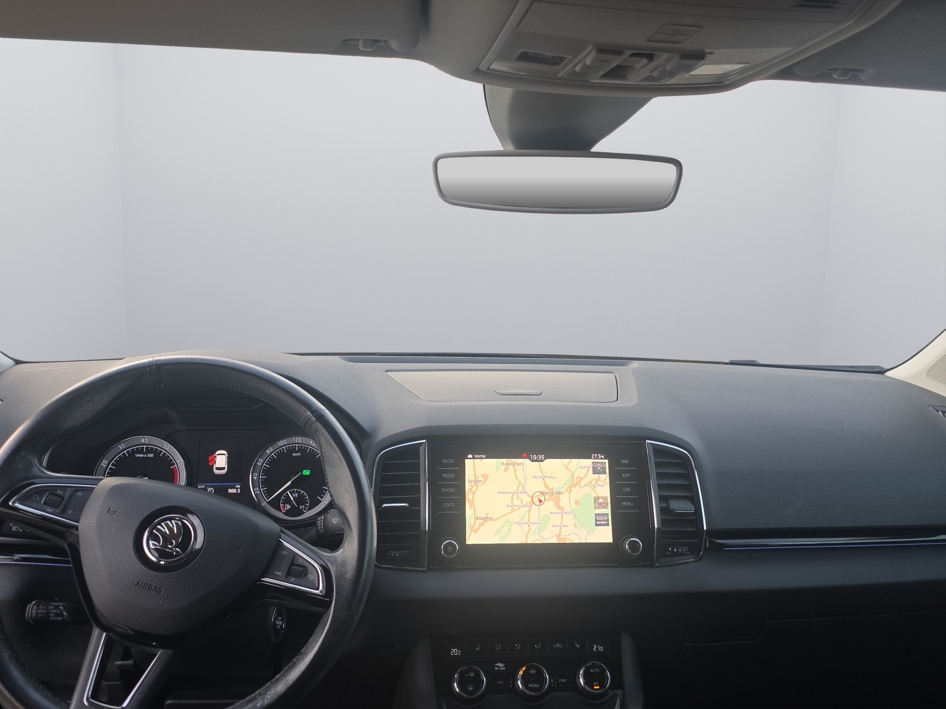SKODA Karoq 1.5 TSI ACT Scout 4x4 DSG-image-11