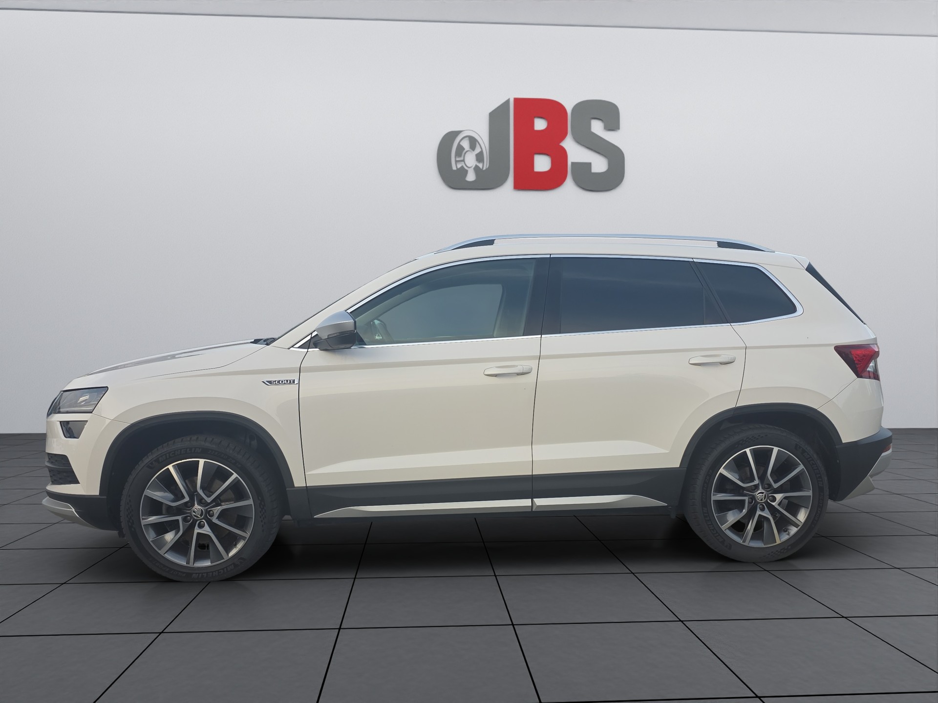 SKODA Karoq 1.5 TSI ACT Scout 4x4 DSG-showroom-element-1
