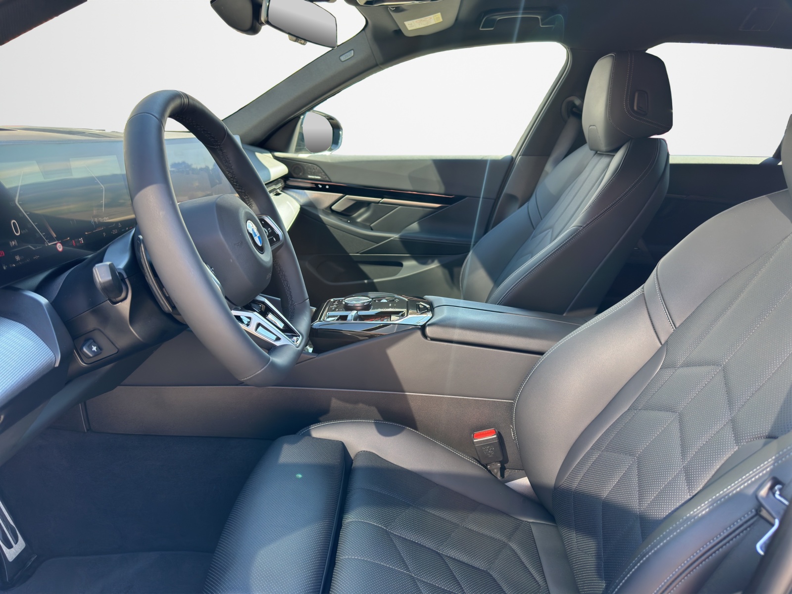 BMW 520d xDrive 48V Touring Pure M Sport Edition *CH* Gratis Service-image-9