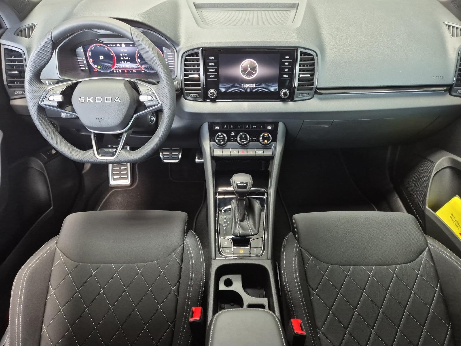 SKODA Karoq 1.5 TSI SportLine DSG *Anhängevorrichtung*Spurhalte*Totwinkel* 2026-showroom-element-2