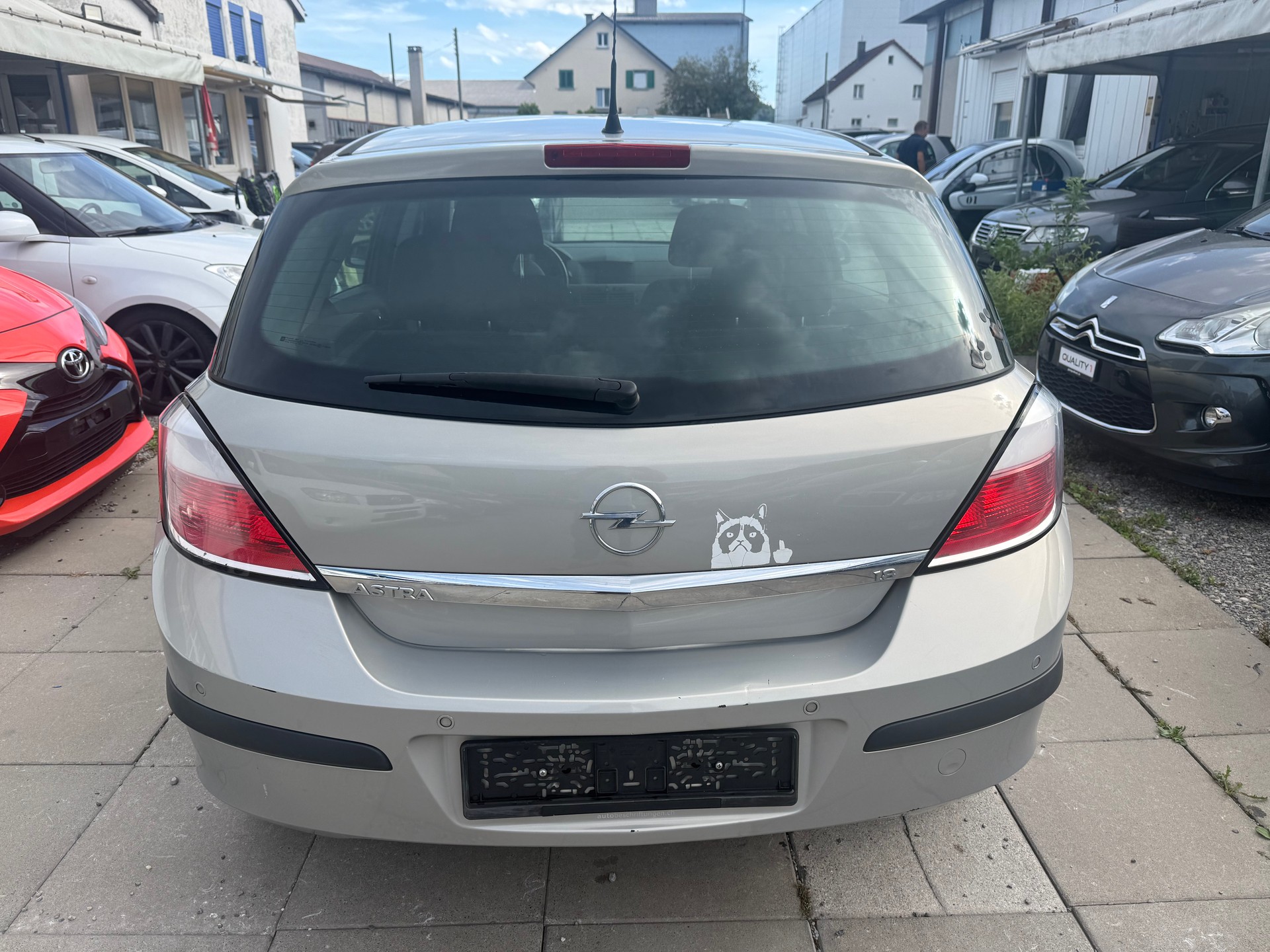 OPEL Astra 1.8i 16V Cosmo-image-2