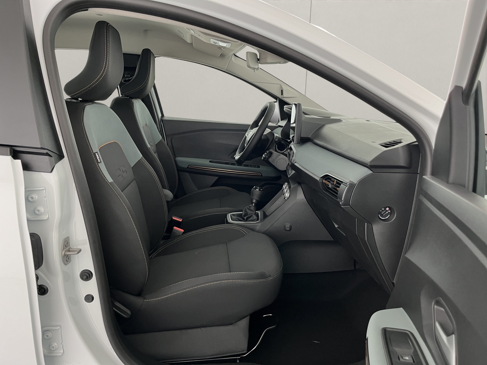 DACIA Sandero 1.0 TCe 110 Stepway Extreme-image-15