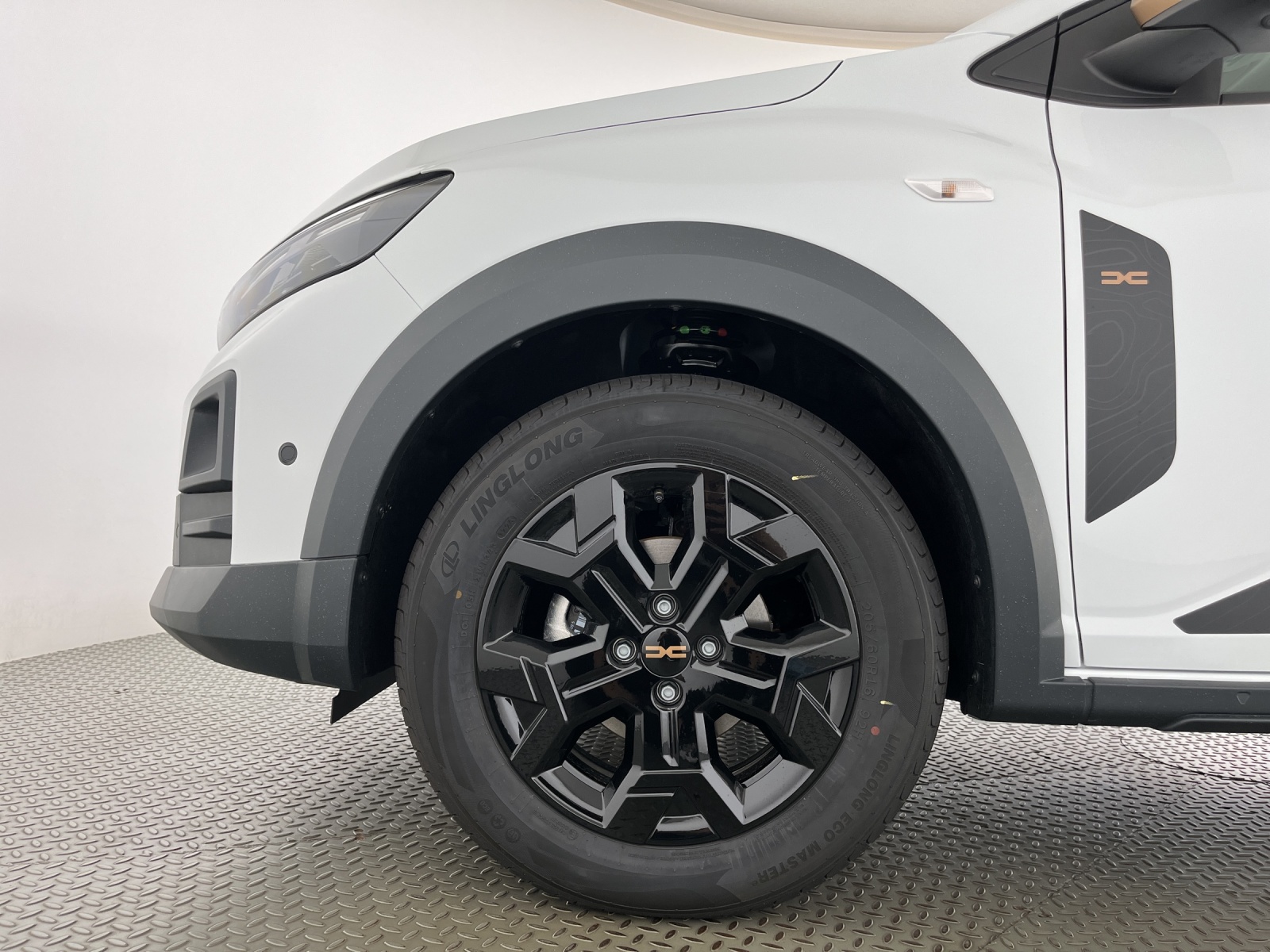 DACIA Sandero 1.0 TCe 110 Stepway Extreme-image-5