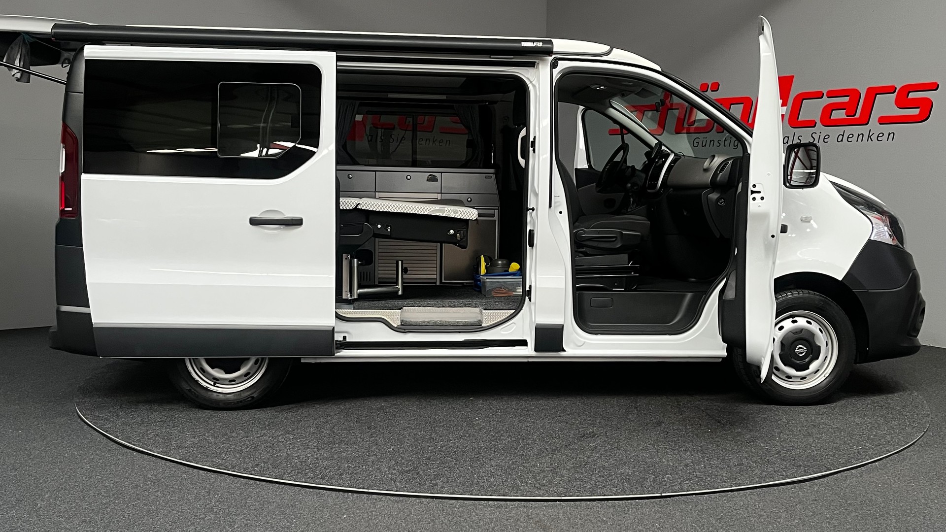 NISSAN NV 300 Camper dCi 121 PS MT-image-6