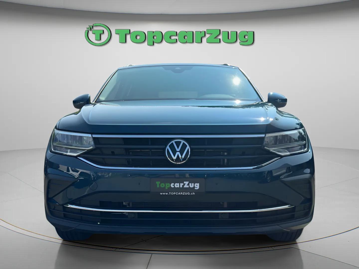 VW Tiguan 2.0 TDI SCR Life 4Motion DSG-image-2