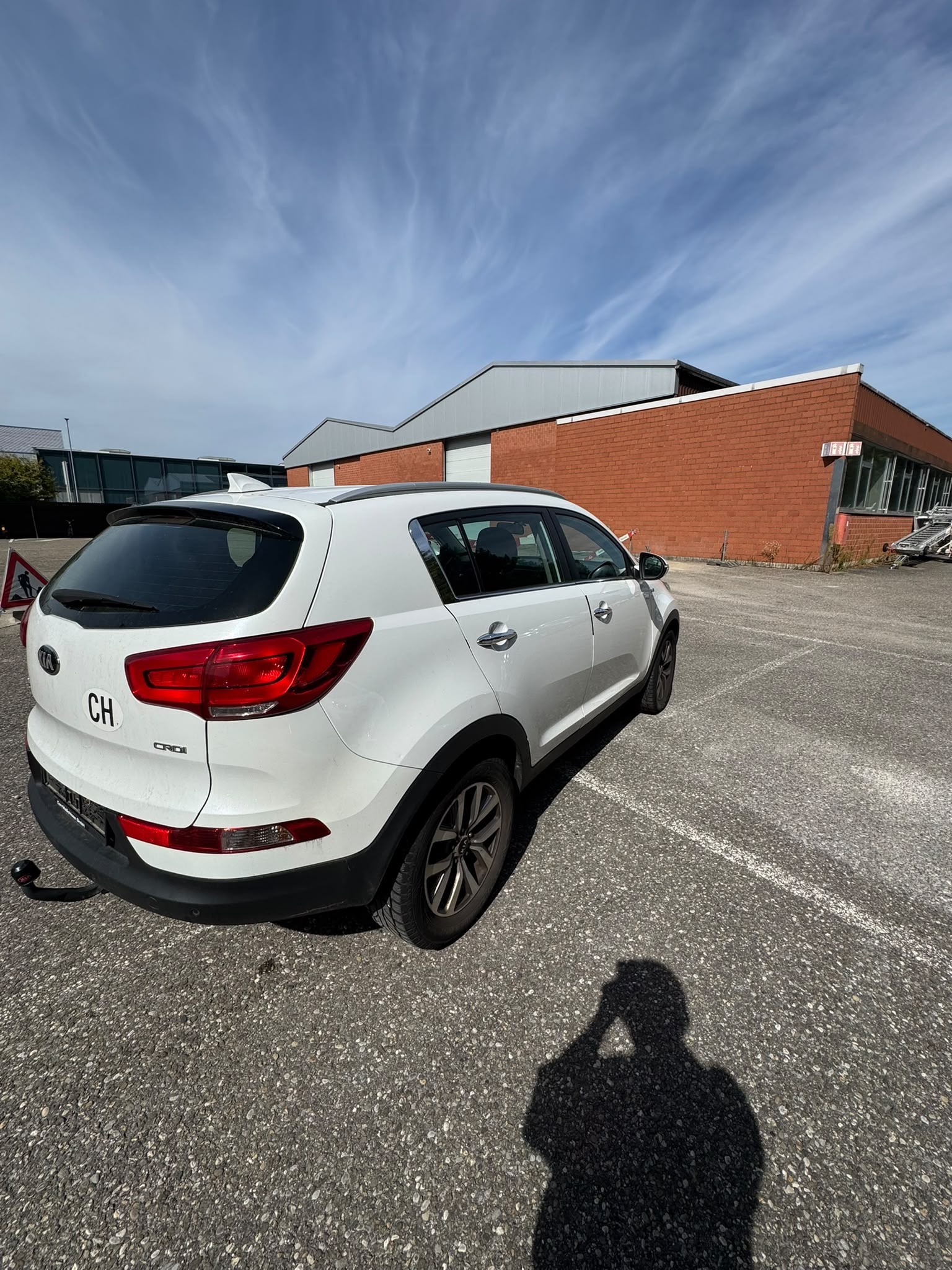 KIA Sportage 2.0 CRDi Trend 4WD Automatic-image-12