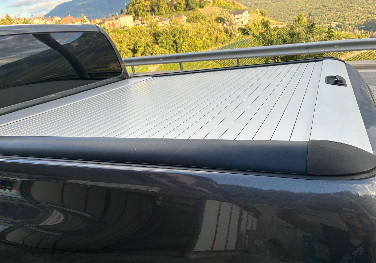 TOYOTA Hilux 2.4D-4D Sol DoubleCab 4x4 A-image-5