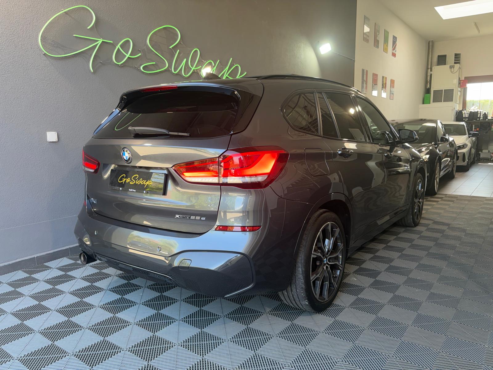 BMW X1 xDrive 25e M Sport Steptronic - Attelage - Toit ouvrant-image-4