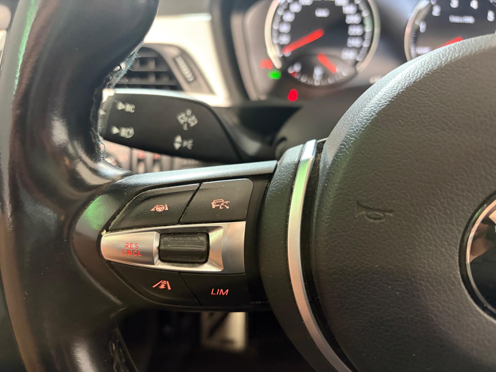 BMW X1 xDrive 25e M Sport Steptronic - Attelage - Toit ouvrant-image-22