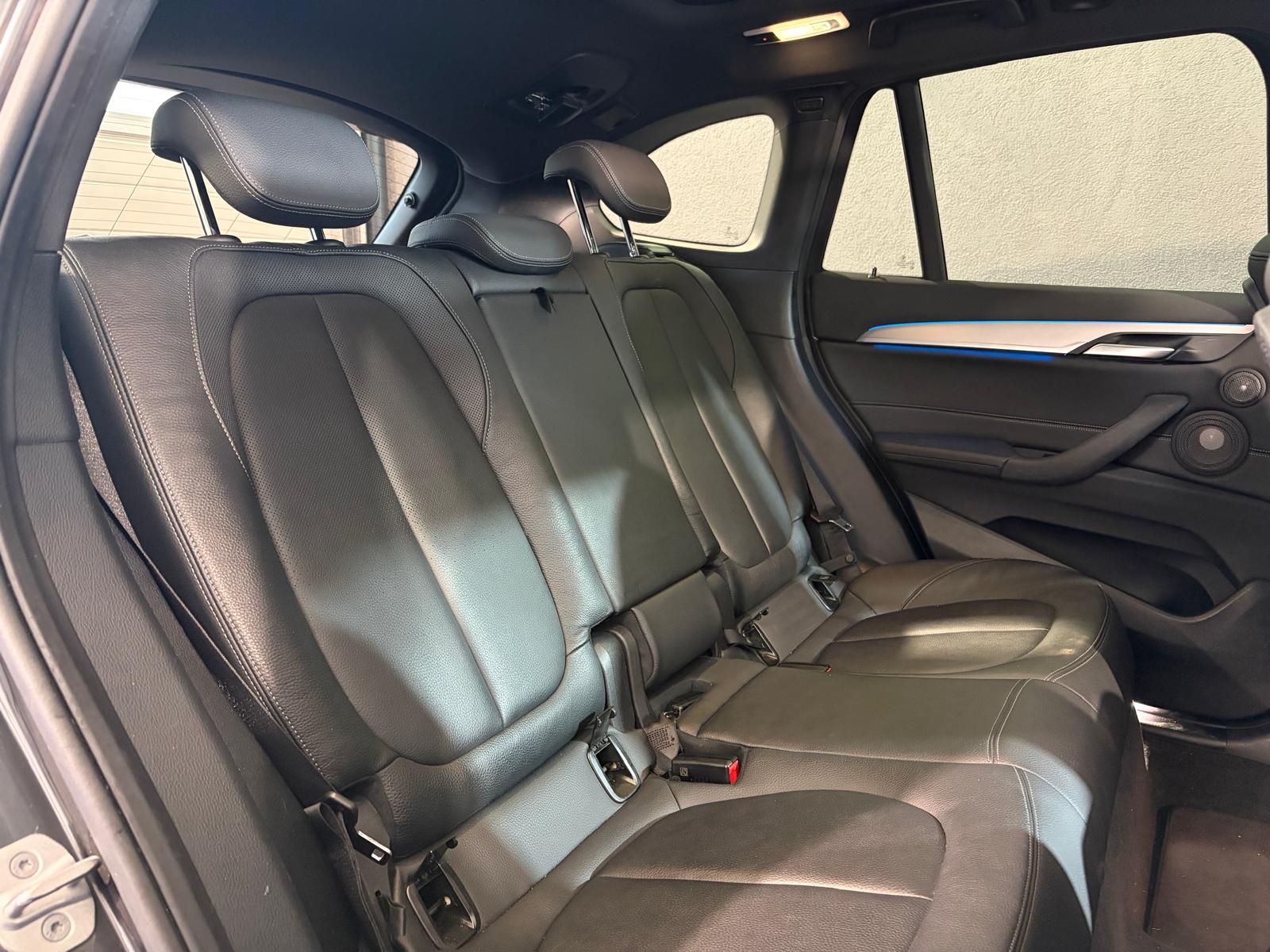 BMW X1 xDrive 25e M Sport Steptronic - Attelage - Toit ouvrant-image-17