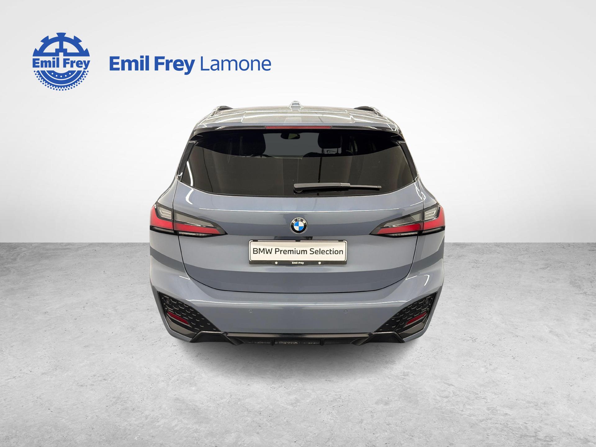 BMW 218i Active Tourer-image-4
