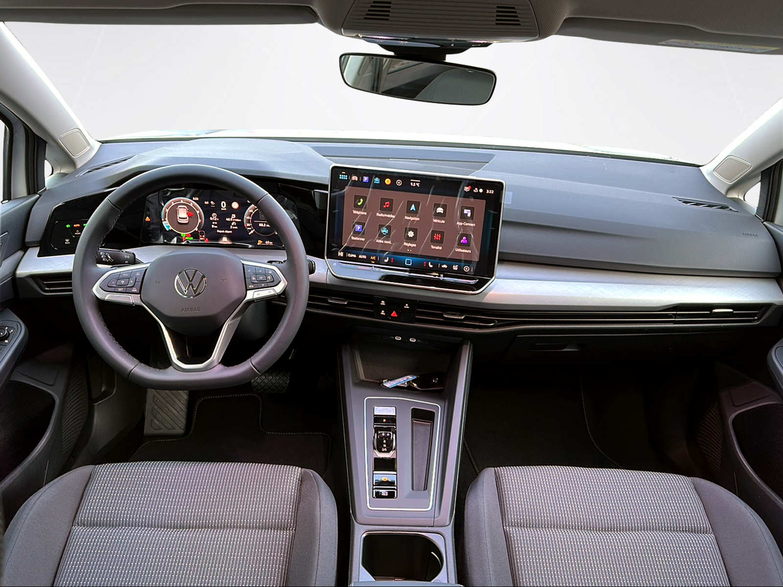 VW Golf Basis 1.5eTSI 115 CH-image-7