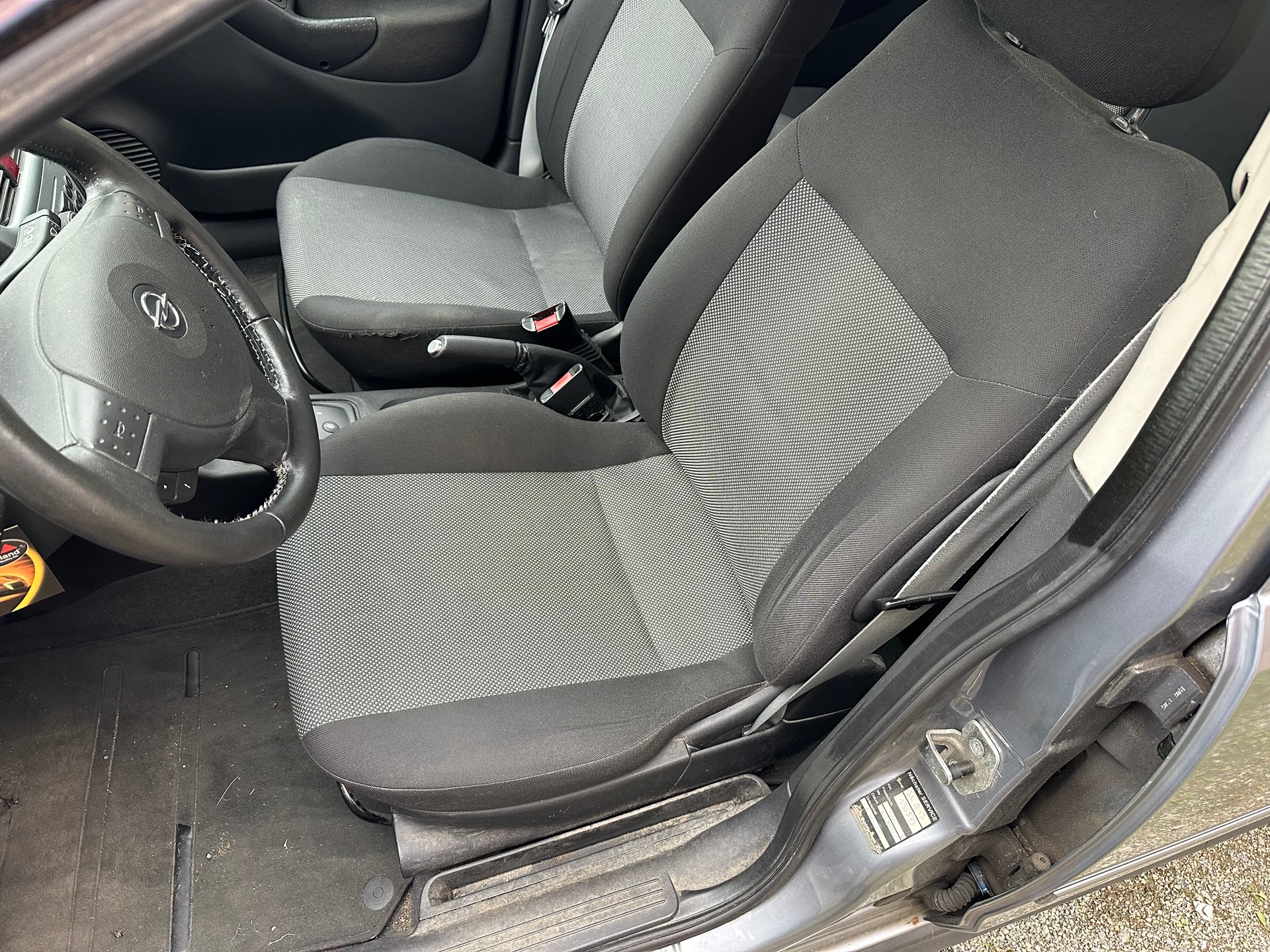 OPEL Corsa 1.4 TP Cosmo FIXPREIS-image-8