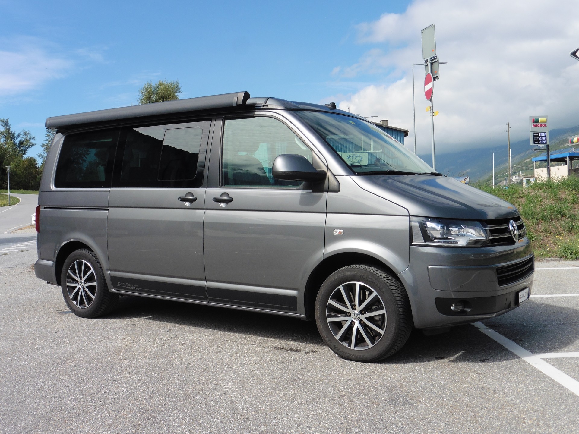 VW T5 California 2.0 TDI Comfortline Travel 4Motion DSG-image-1