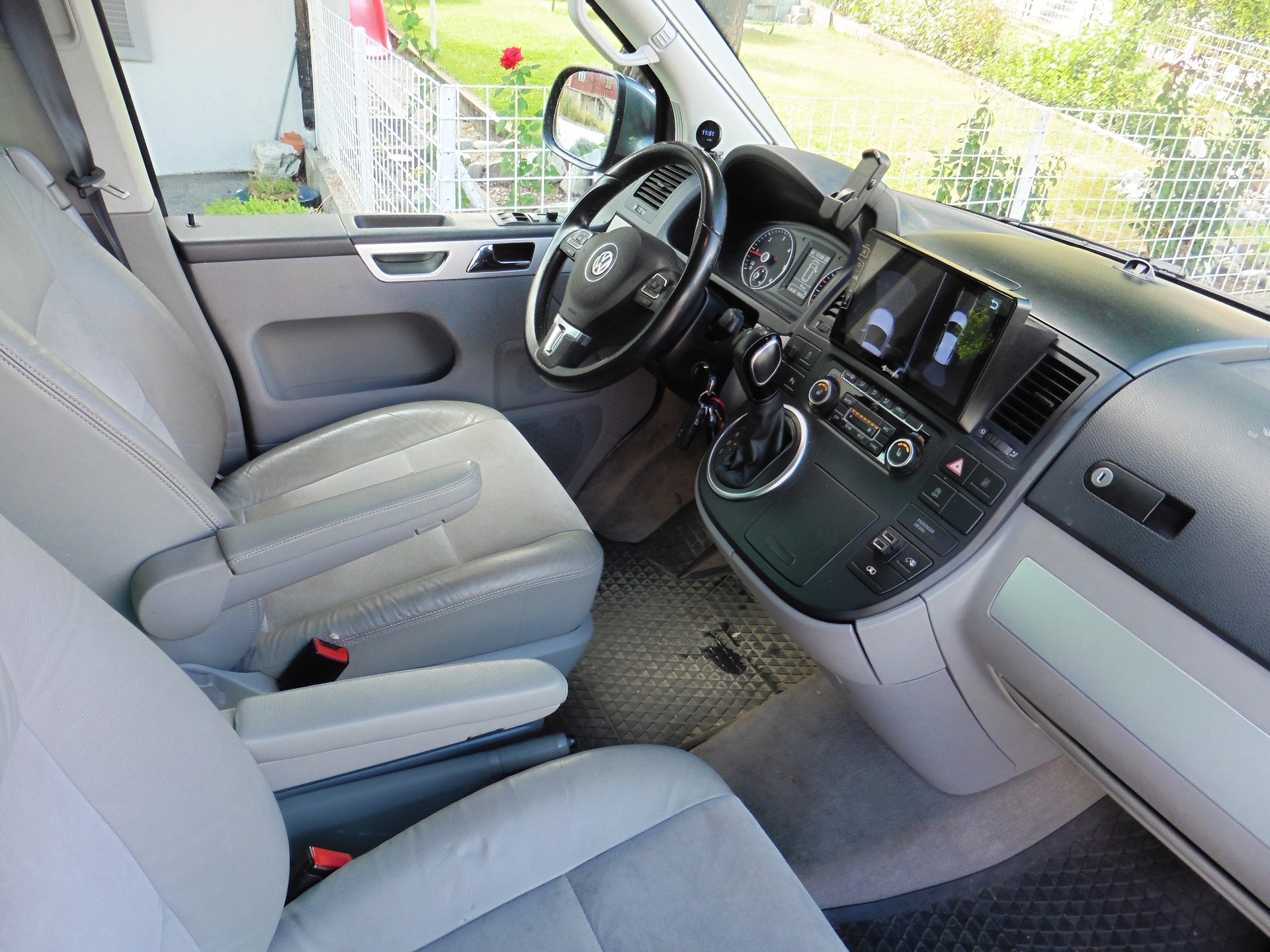 VW T5 California 2.0 TDI Comfortline Travel 4Motion DSG-image-27