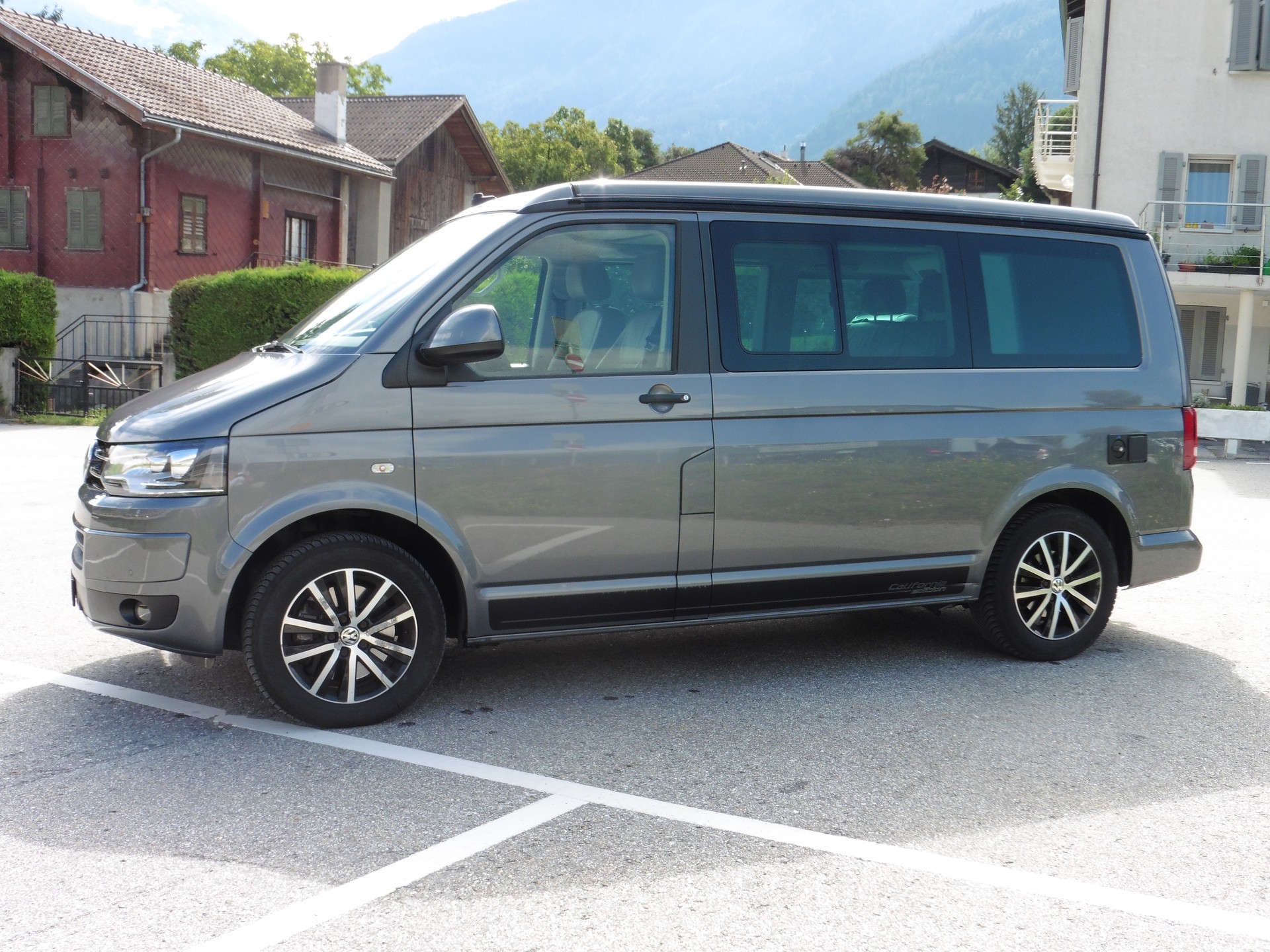 VW T5 California 2.0 TDI Comfortline Travel 4Motion DSG-image-5