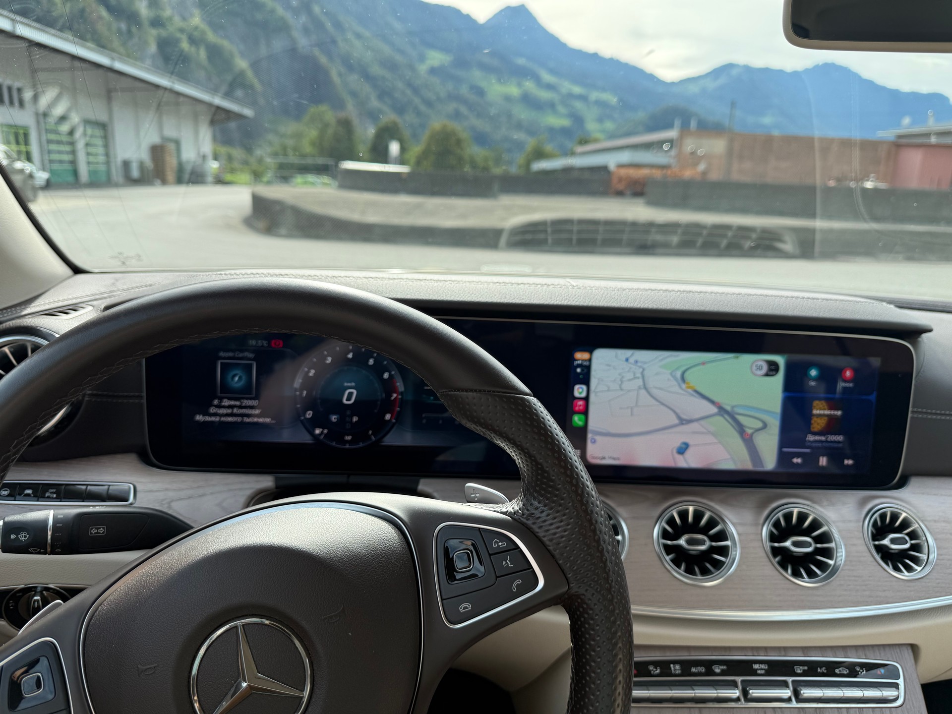 MERCEDES-BENZ E 400 Avantgarde 4matic-image-6