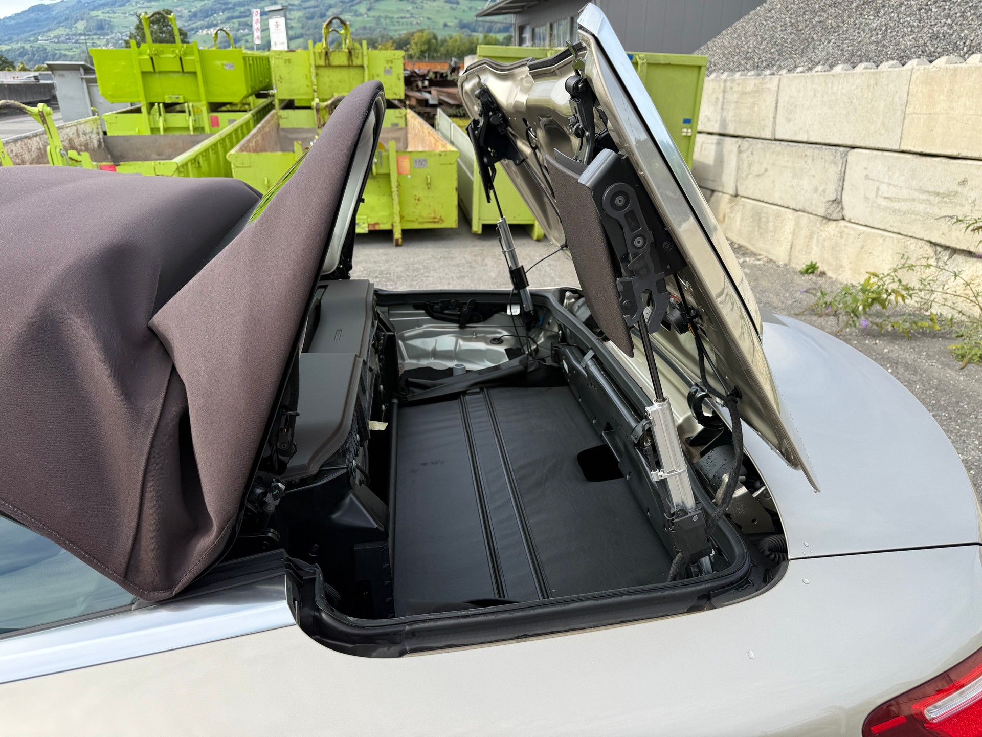 MERCEDES-BENZ E 400 Avantgarde 4matic-image-17