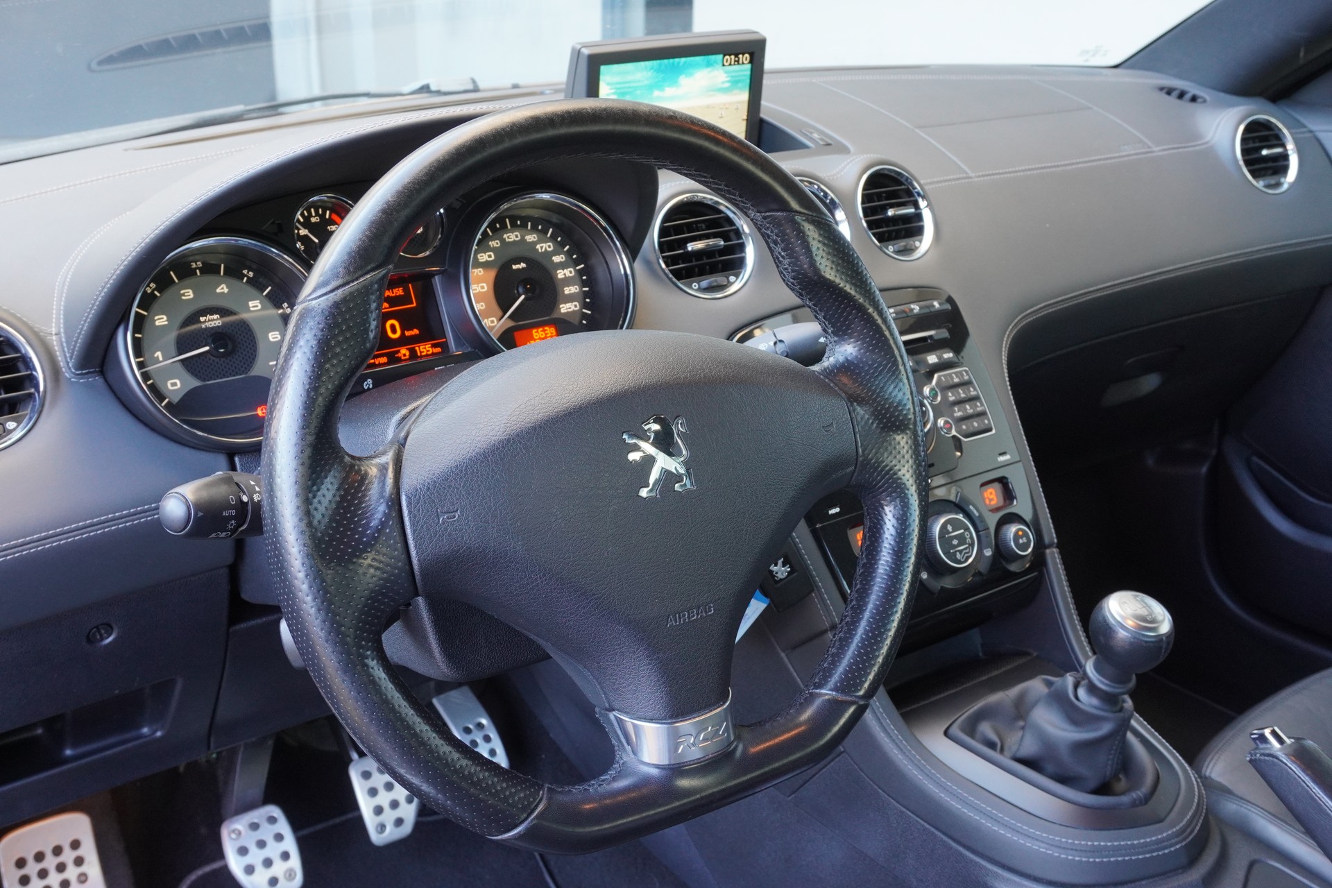 PEUGEOT RCZ 1.6 Turbo-image-9