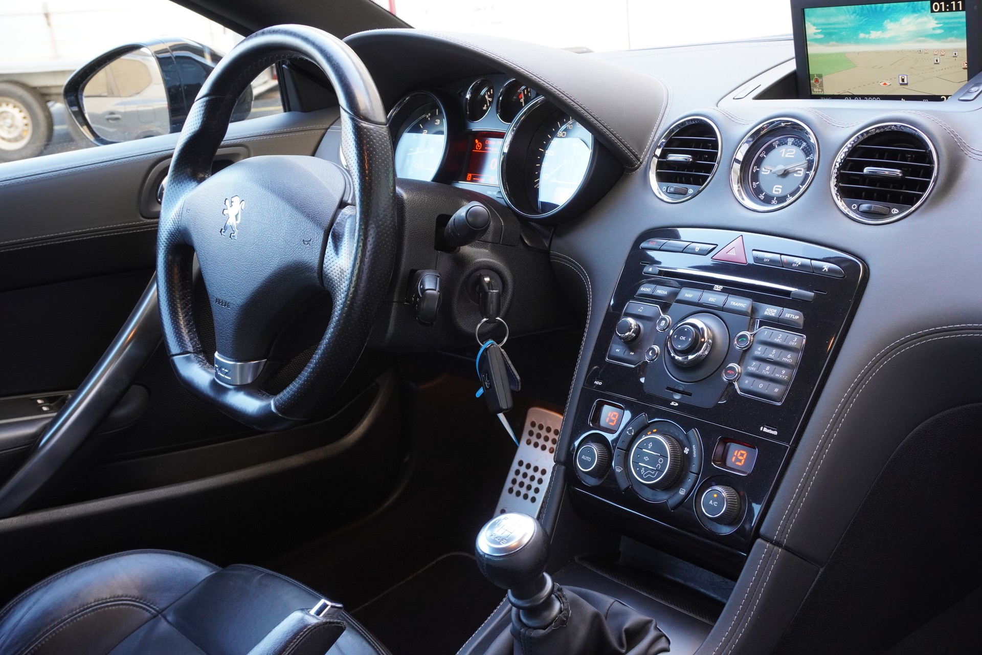 PEUGEOT RCZ 1.6 Turbo-image-10