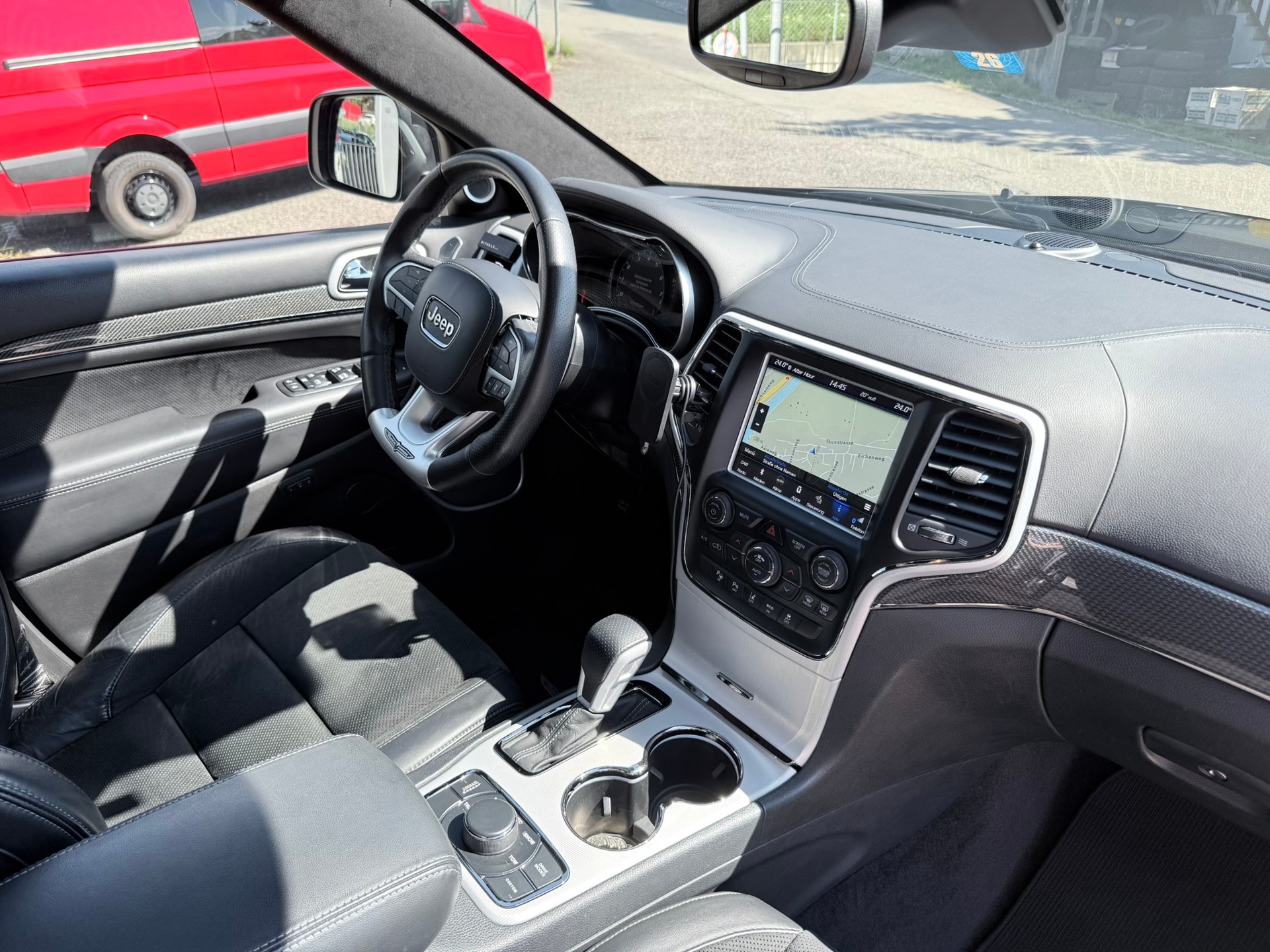 JEEP Grand Cherokee 6.2 V8 HEMI Trackhawk Automatic-image-28