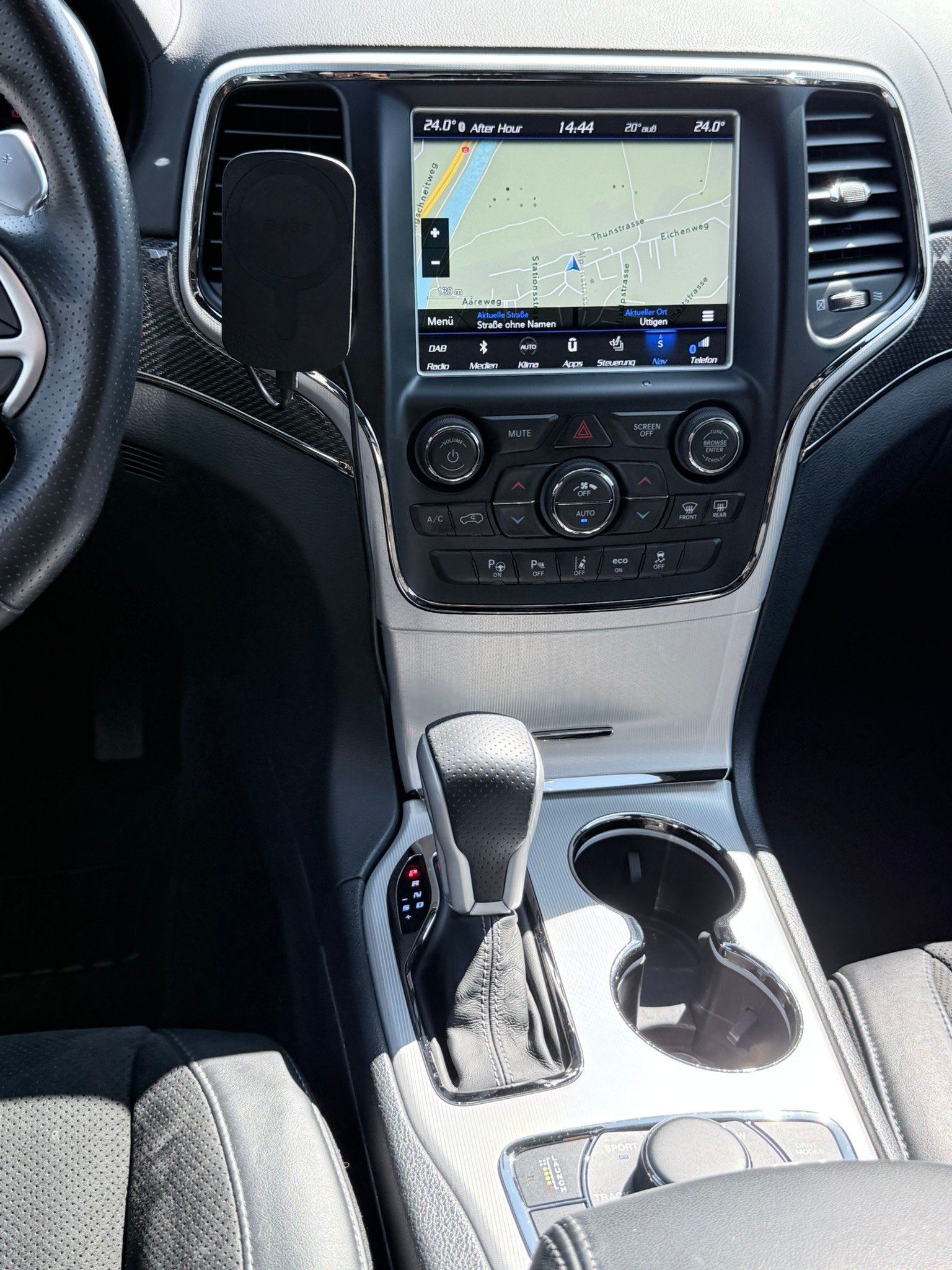 JEEP Grand Cherokee 6.2 V8 HEMI Trackhawk Automatic-image-22