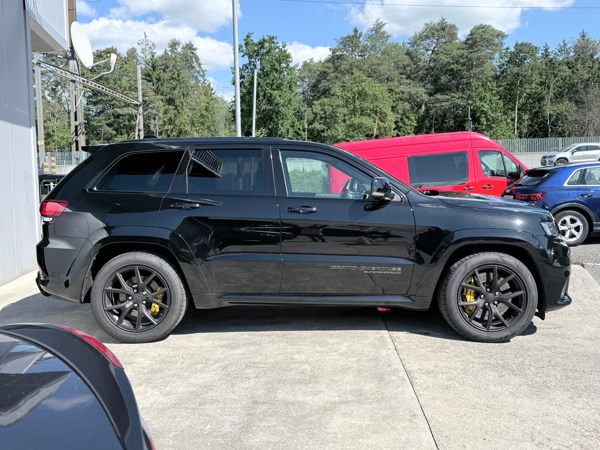 JEEP Grand Cherokee 6.2 V8 HEMI Trackhawk Automatic-image-3