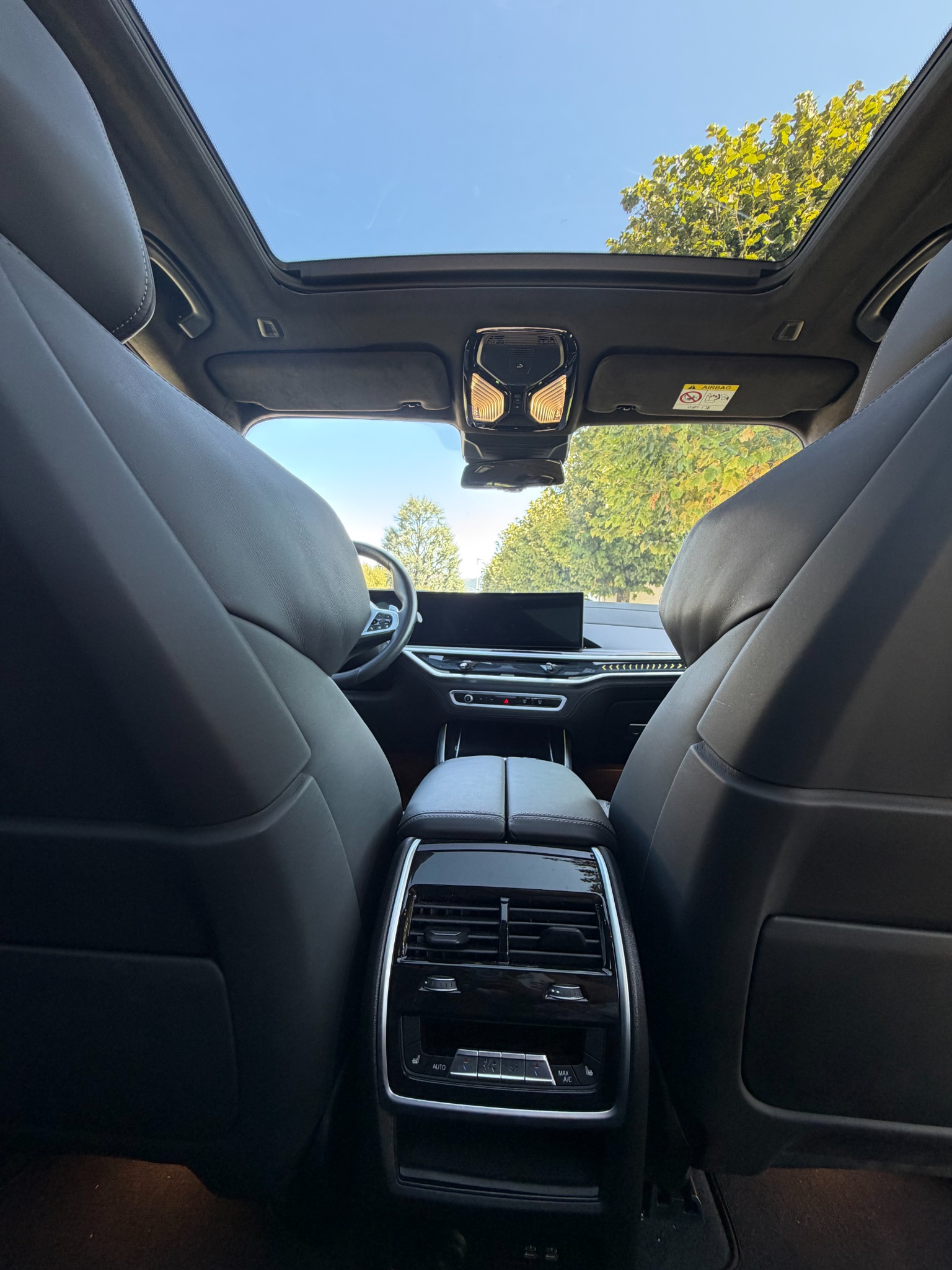 BMW 50e xDrive SAG-image-2