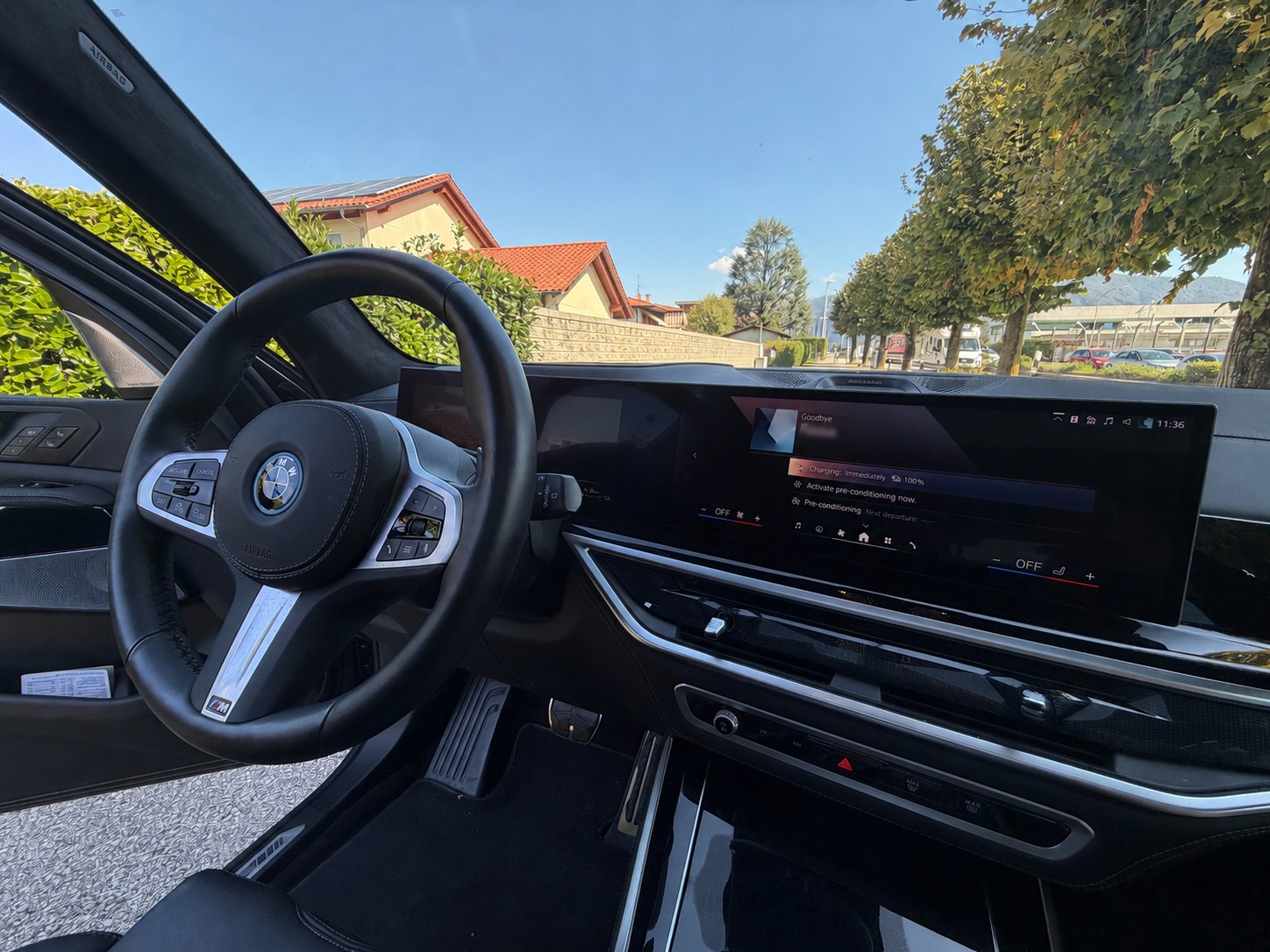 BMW 50e xDrive SAG-image-4