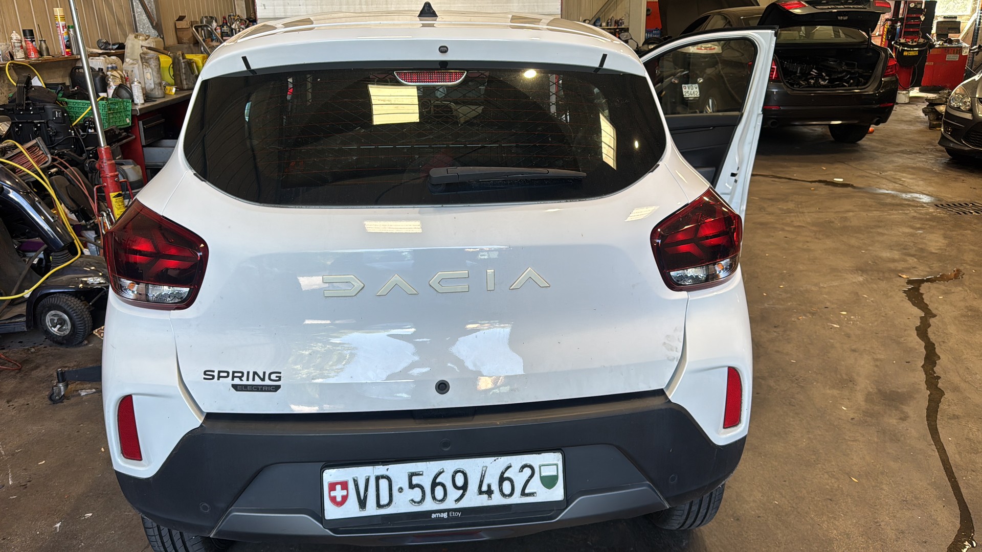 DACIA Spring 27 kWh Expression-image-1