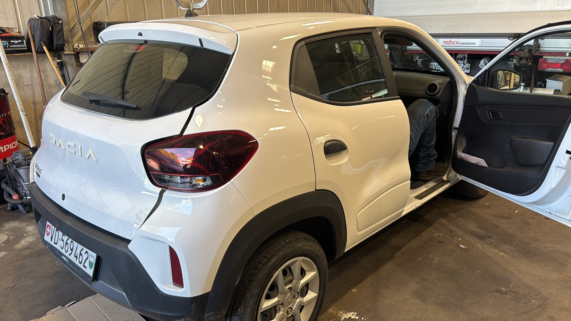 DACIA Spring 27 kWh Expression-image-2