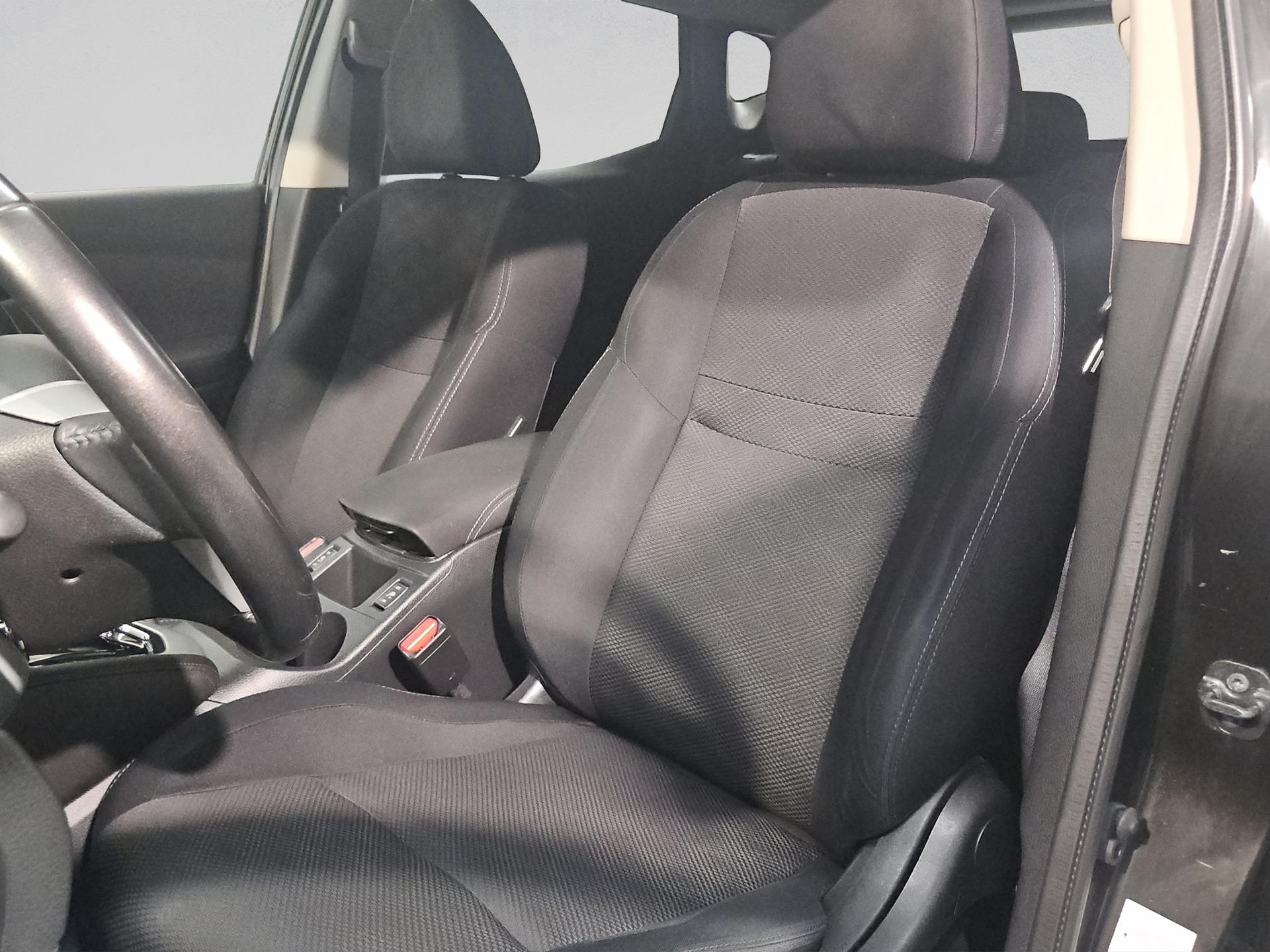 NISSAN Qashqai 1.6 dCi N-Connecta Xtronic CVT-image-8