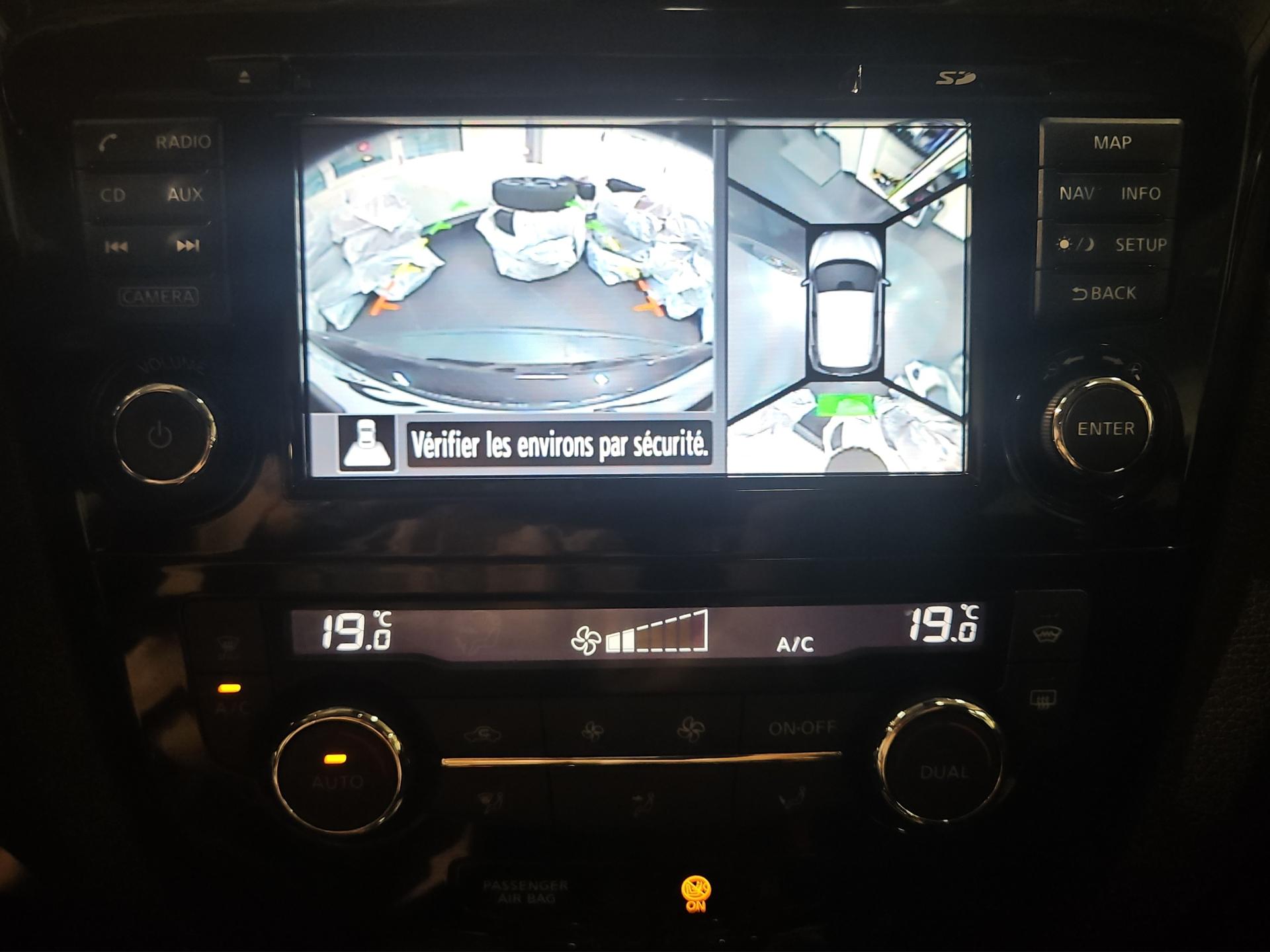 NISSAN Qashqai 1.6 dCi N-Connecta Xtronic CVT-image-12
