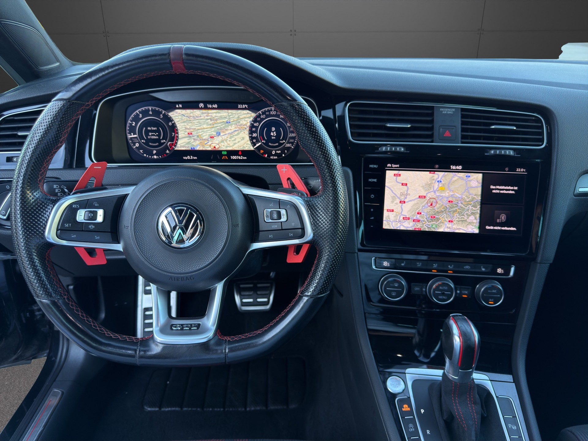 VW Golf 2.0 TSI GTI TCR DSG-image-11