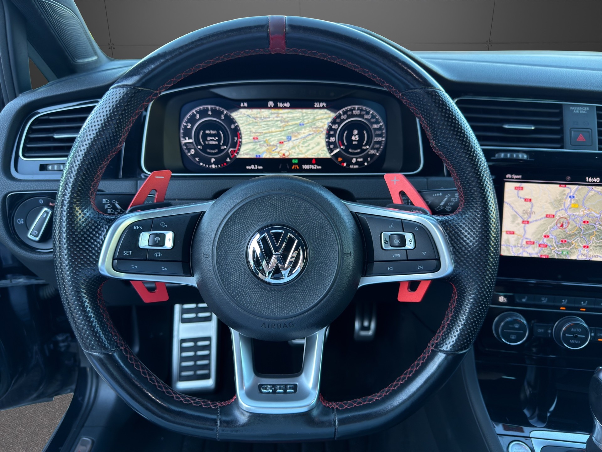 VW Golf 2.0 TSI GTI TCR DSG-image-10