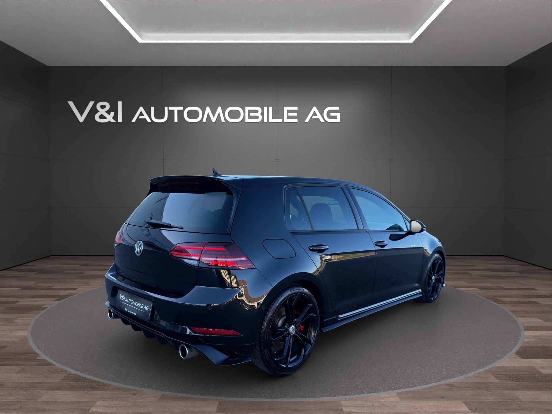 VW Golf 2.0 TSI GTI TCR DSG-image-4